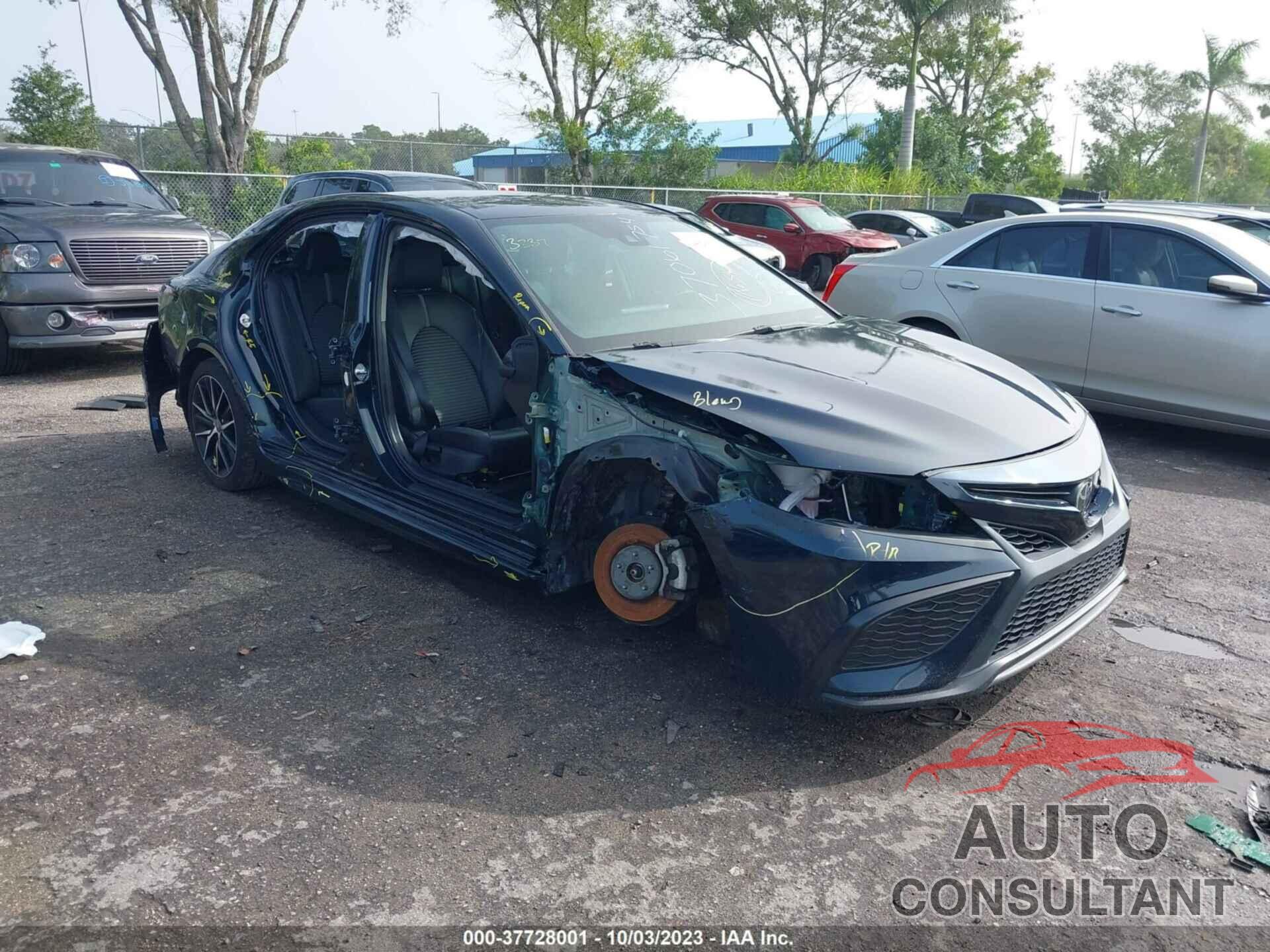 TOYOTA CAMRY 2021 - 4T1G11AK6MU459996