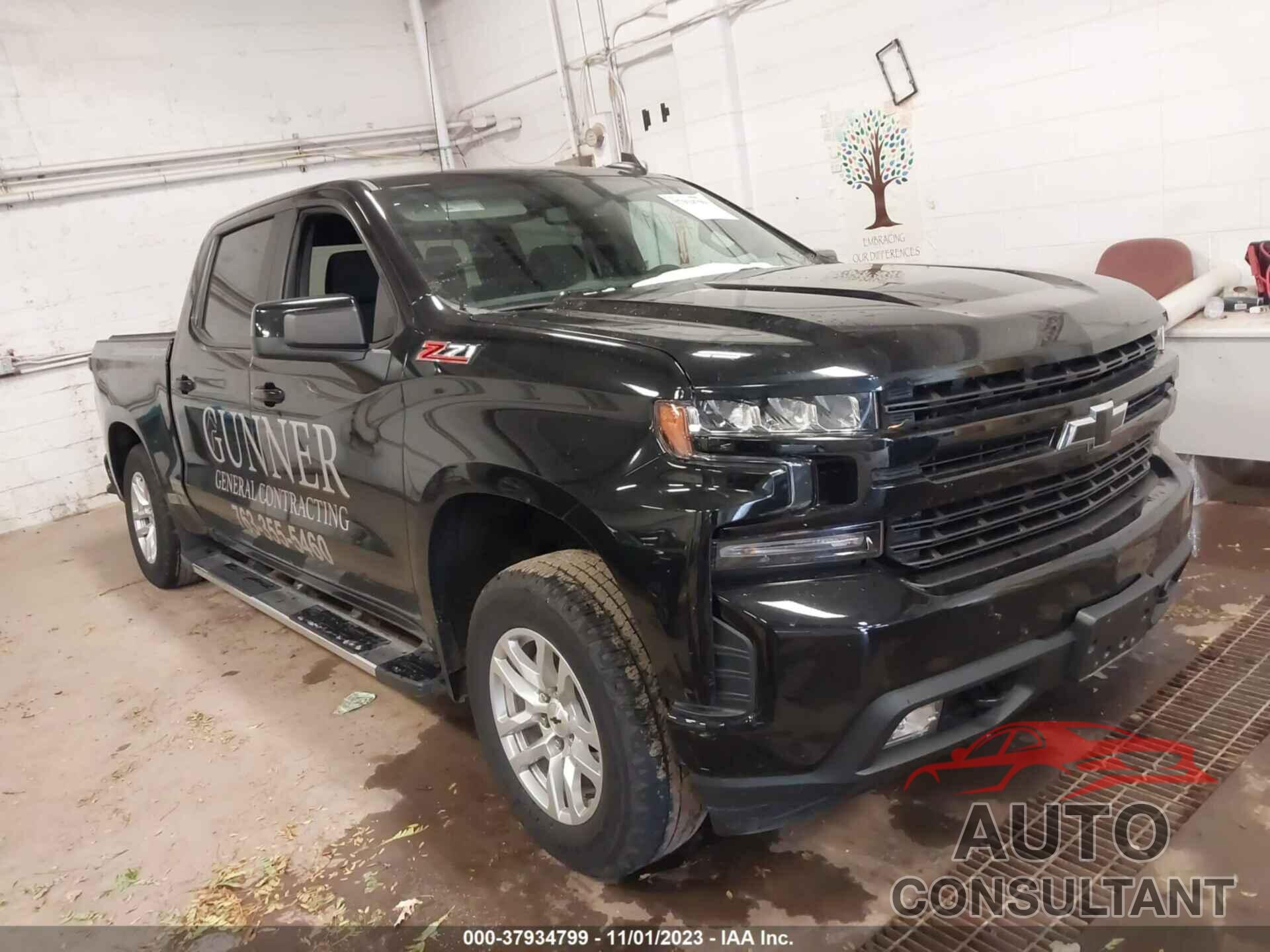 CHEVROLET SILVERADO 2021 - 1GCUYEED9MZ300110