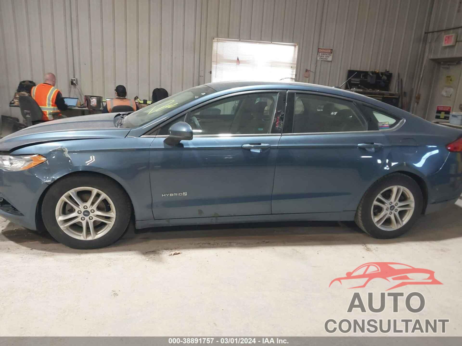 FORD FUSION HYBRID 2018 - 3FA6P0LU6JR146396