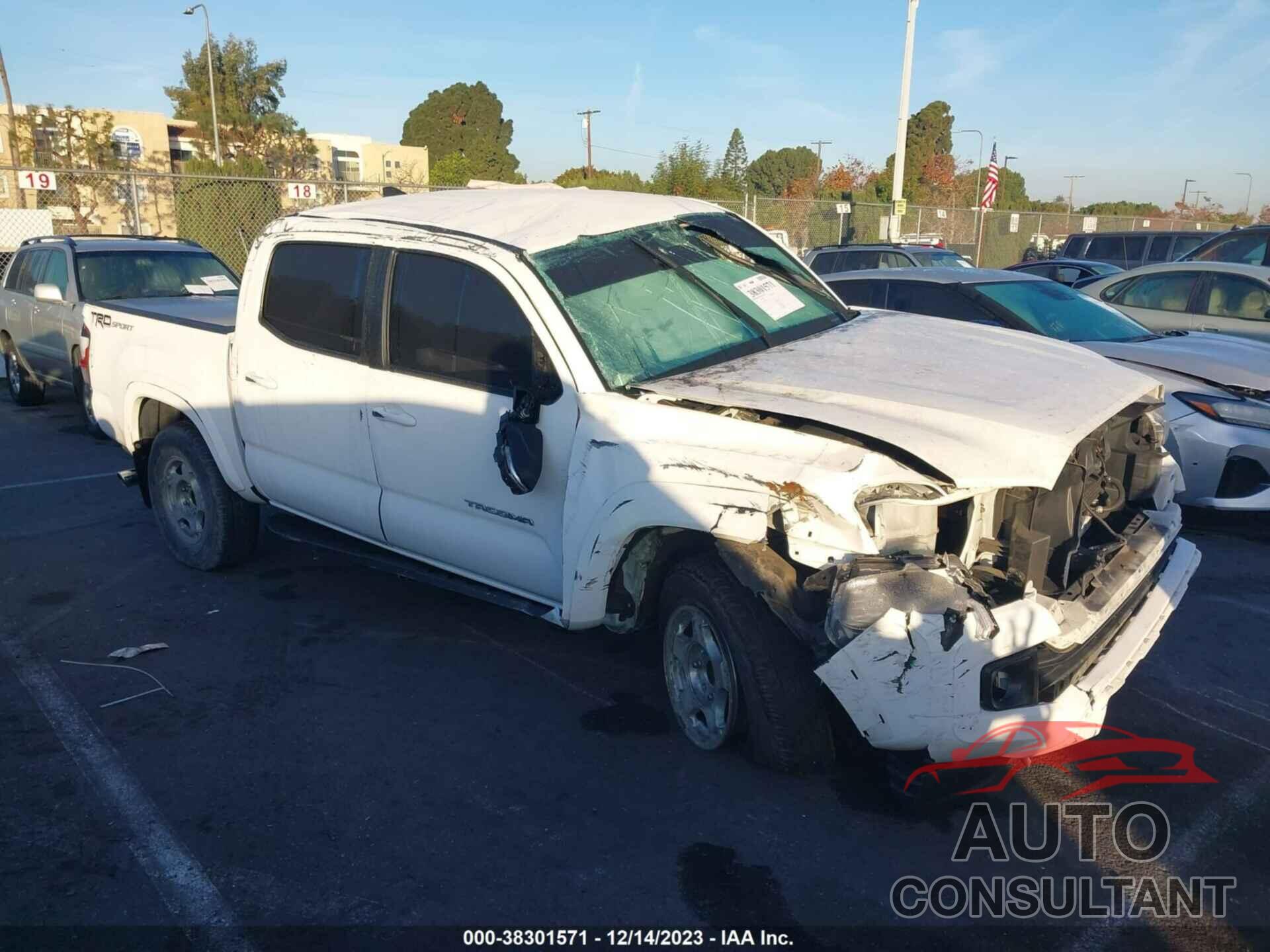 TOYOTA TACOMA 2018 - 3TMAZ5CN6JM059471
