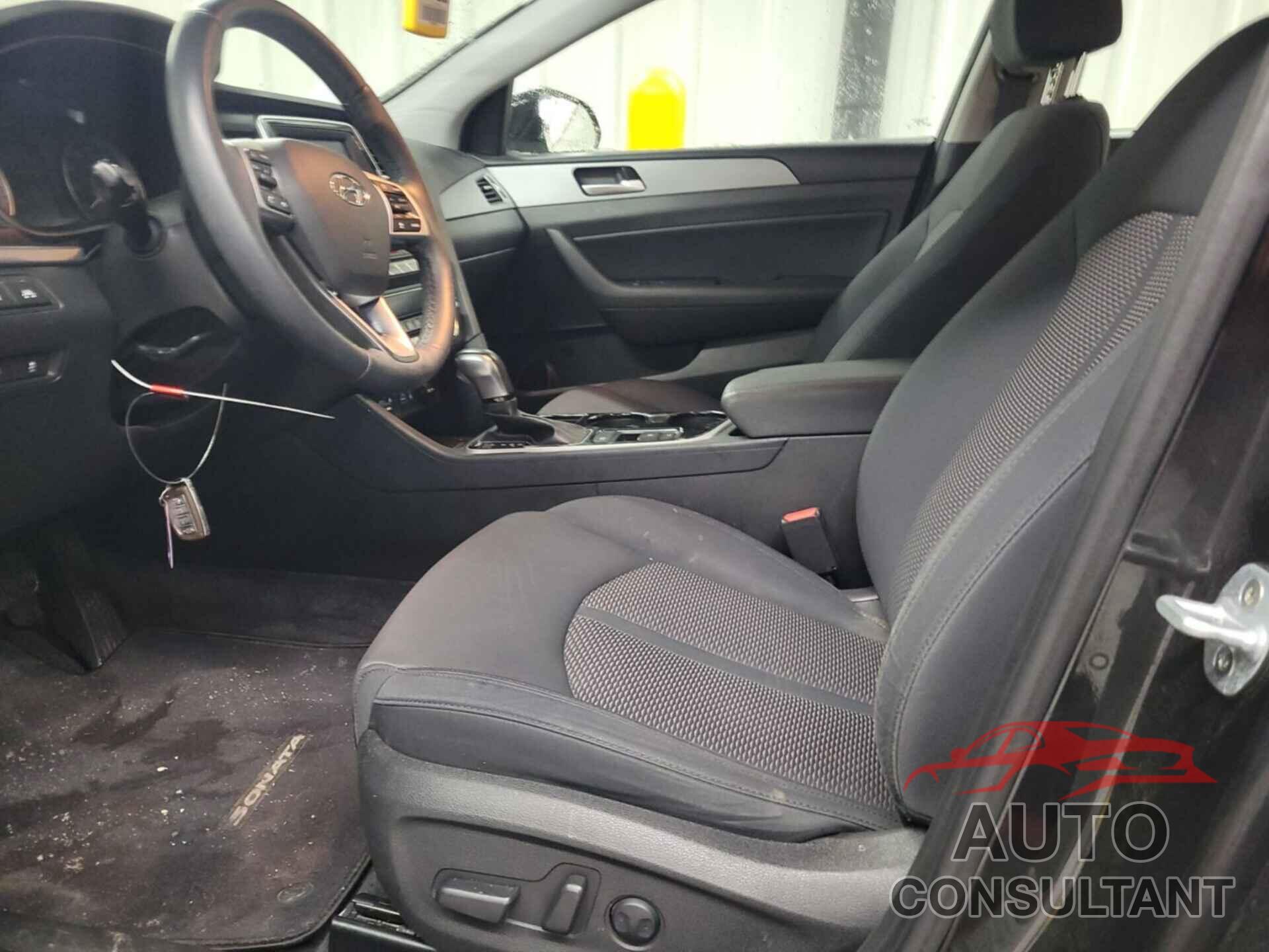 HYUNDAI SONATA 2019 - 5NPE34AFXKH752382