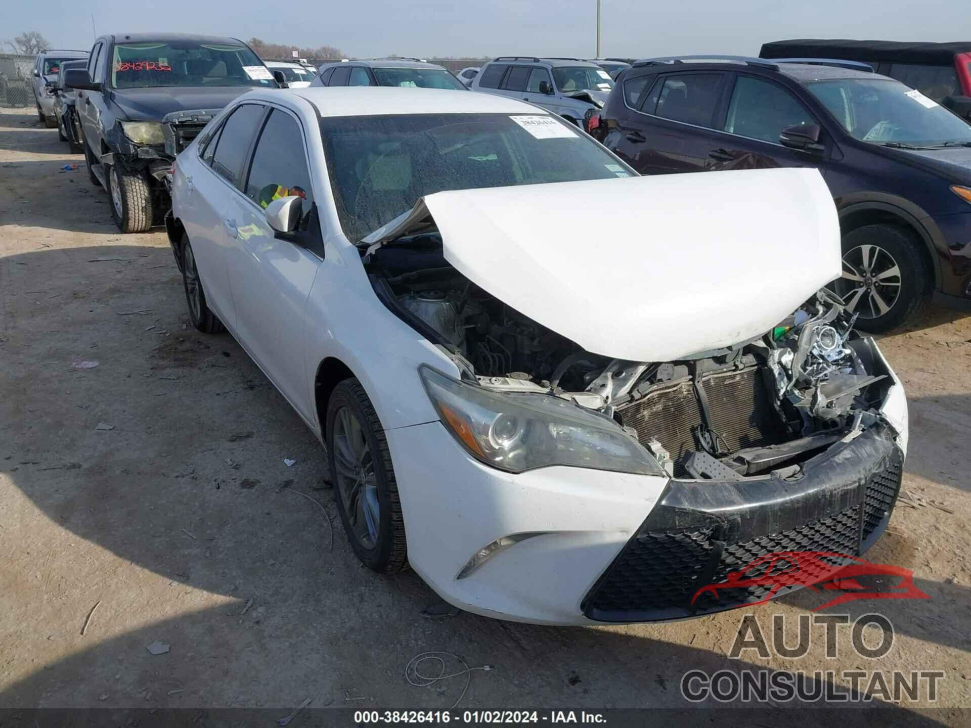 TOYOTA CAMRY 2016 - 4T1BF1FK7GU597104