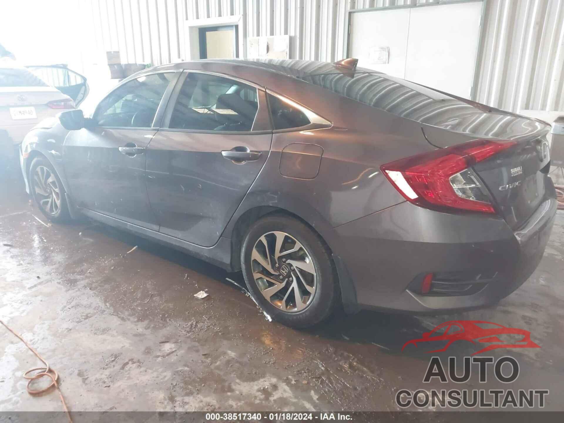 HONDA CIVIC 2018 - 2HGFC2F7XJH560365