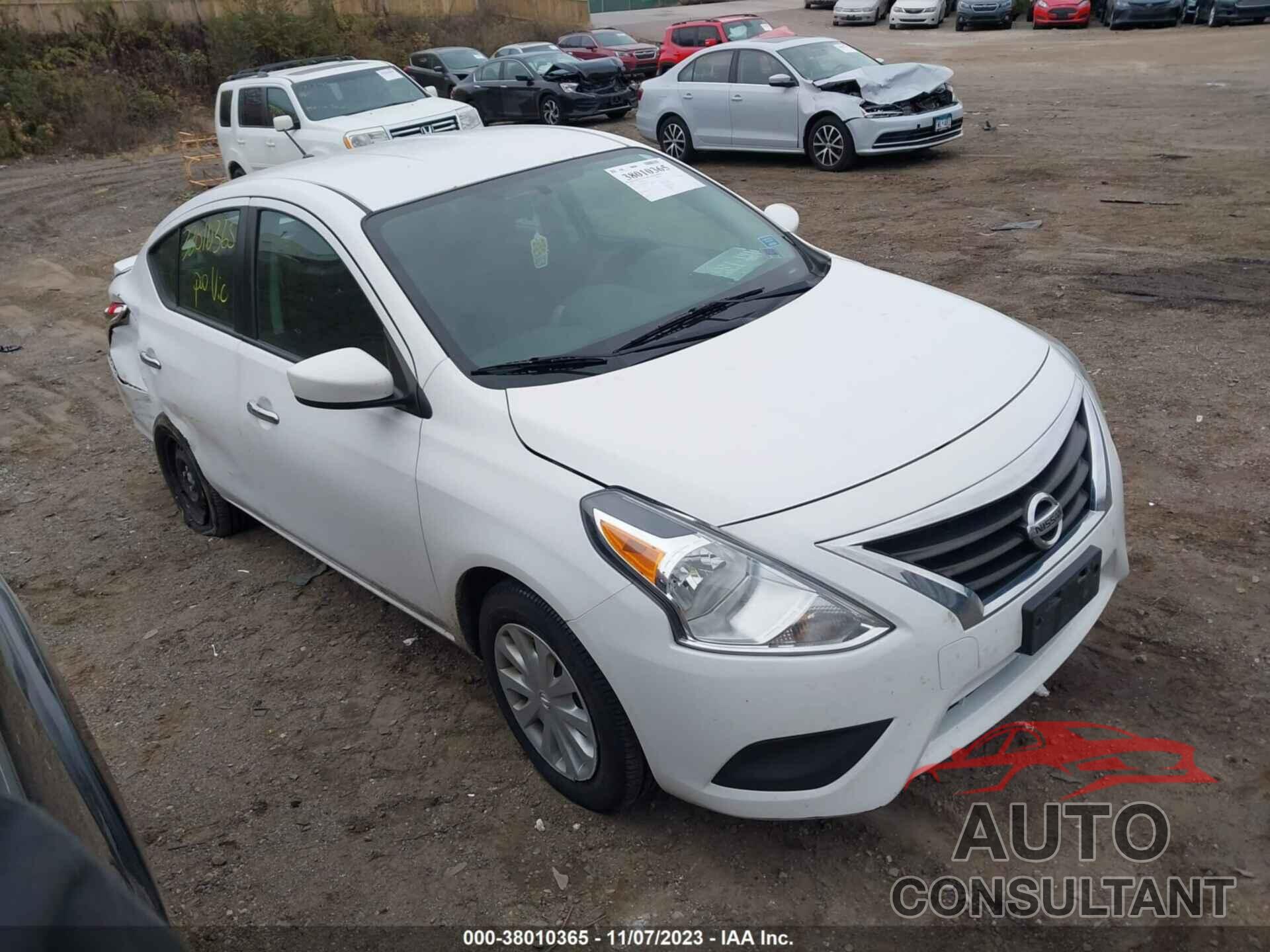 NISSAN VERSA 2018 - 3N1CN7AP4JL851602