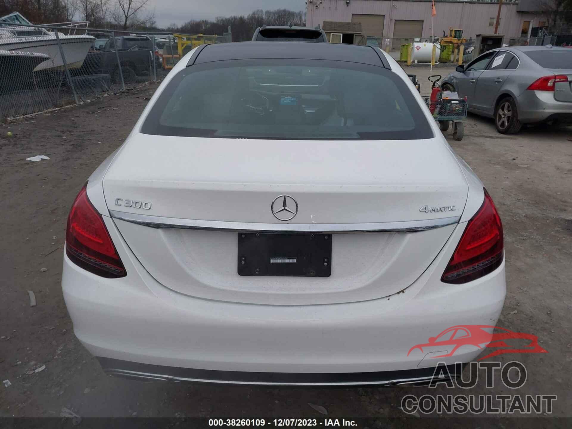 MERCEDES-BENZ C 300 2019 - 55SWF8EB5KU285640