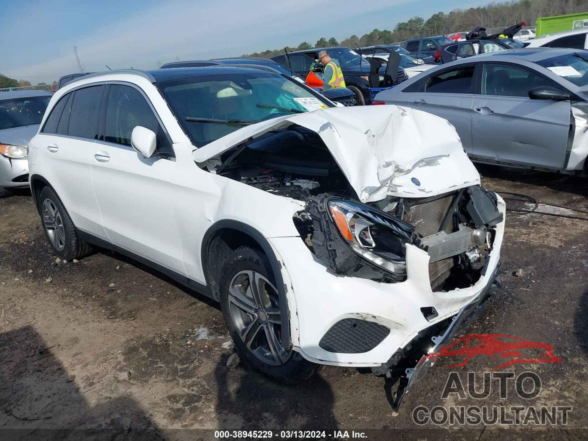 MERCEDES-BENZ GLC 300 2017 - WDC0G4JB7HF131979