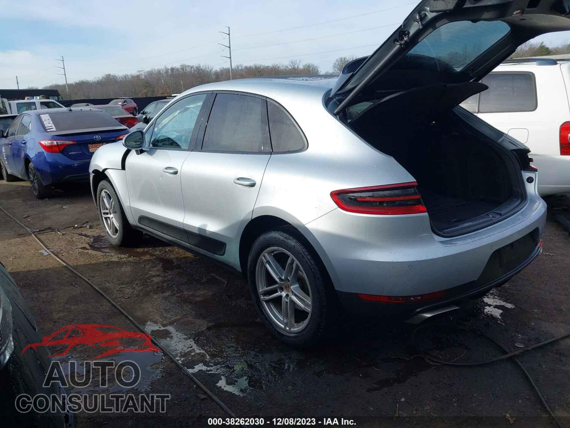 PORSCHE MACAN 2017 - WP1AA2A56HLB06436
