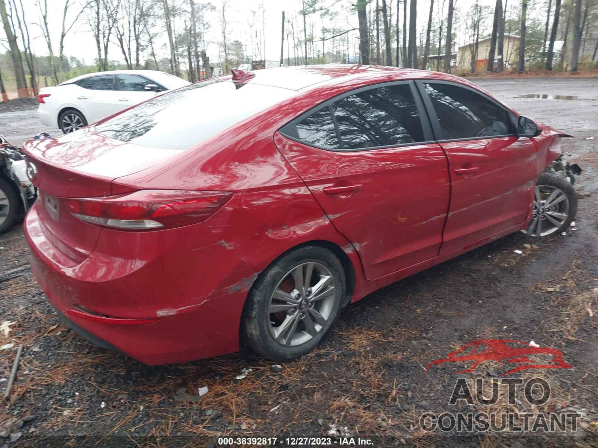 HYUNDAI ELANTRA 2017 - KMHD84LF3HU410602