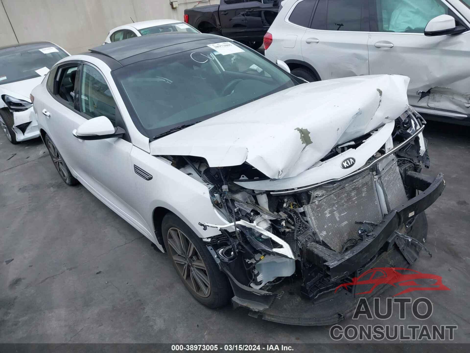 KIA OPTIMA 2019 - 5XXGU4L11KG303644