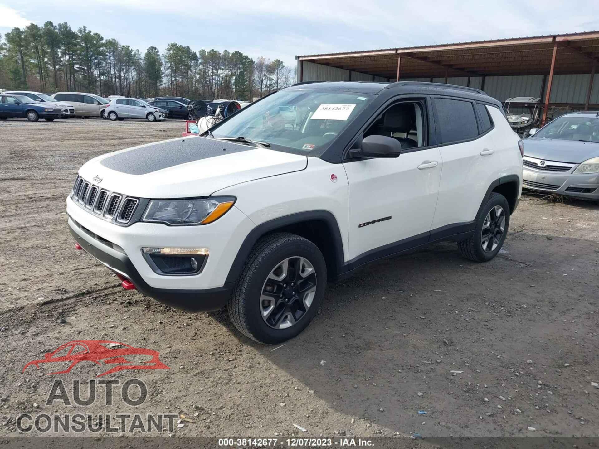 JEEP COMPASS 2018 - 3C4NJDDB7JT417609