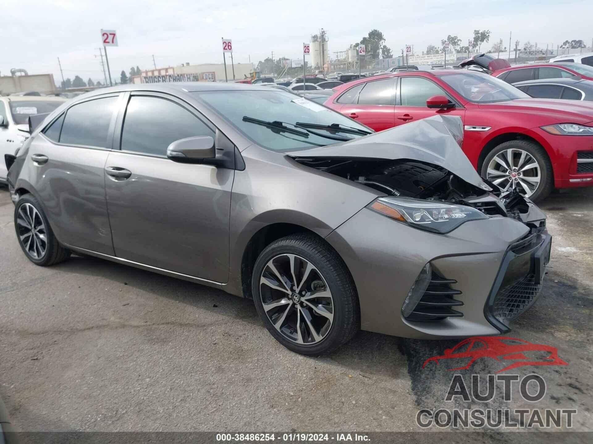 TOYOTA COROLLA 2018 - 5YFBURHE0JP787573