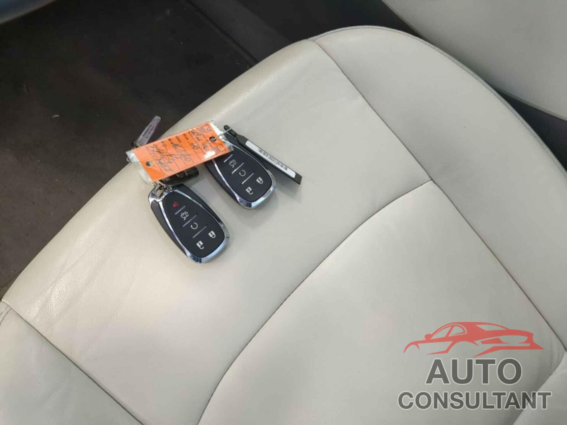 CHEVROLET MALIBU 2020 - 1G1ZD5ST3LF117405