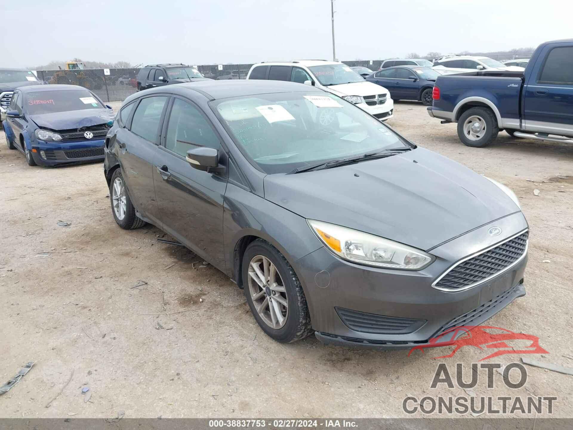 FORD FOCUS 2016 - 1FADP3K2XGL398457