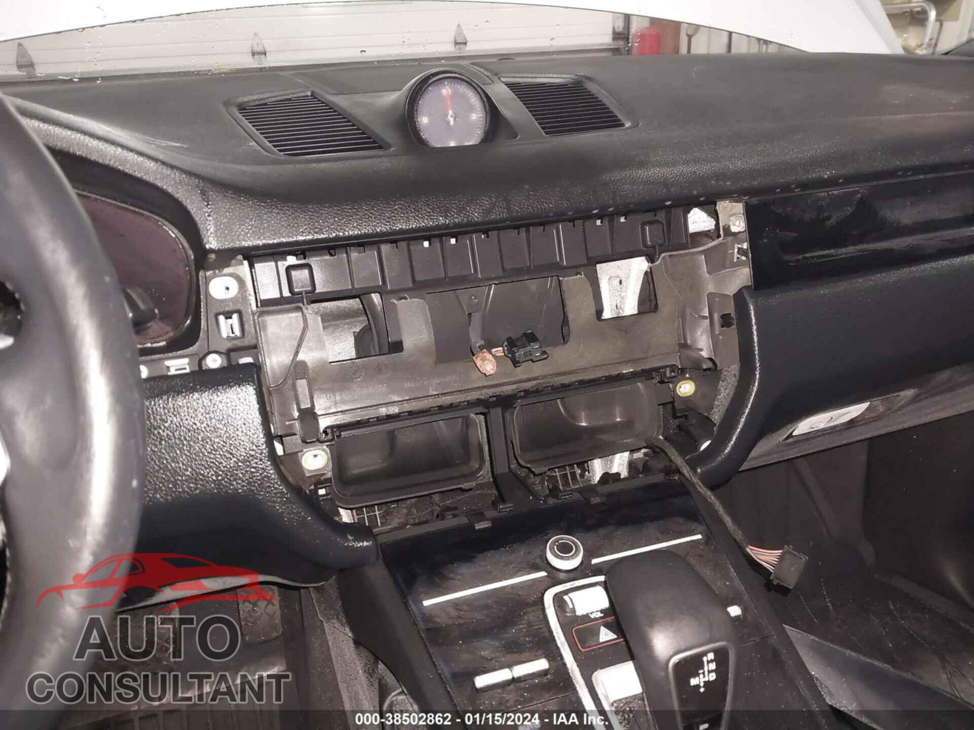 PORSCHE CAYENNE 2019 - WP1AA2AY7KDA04025