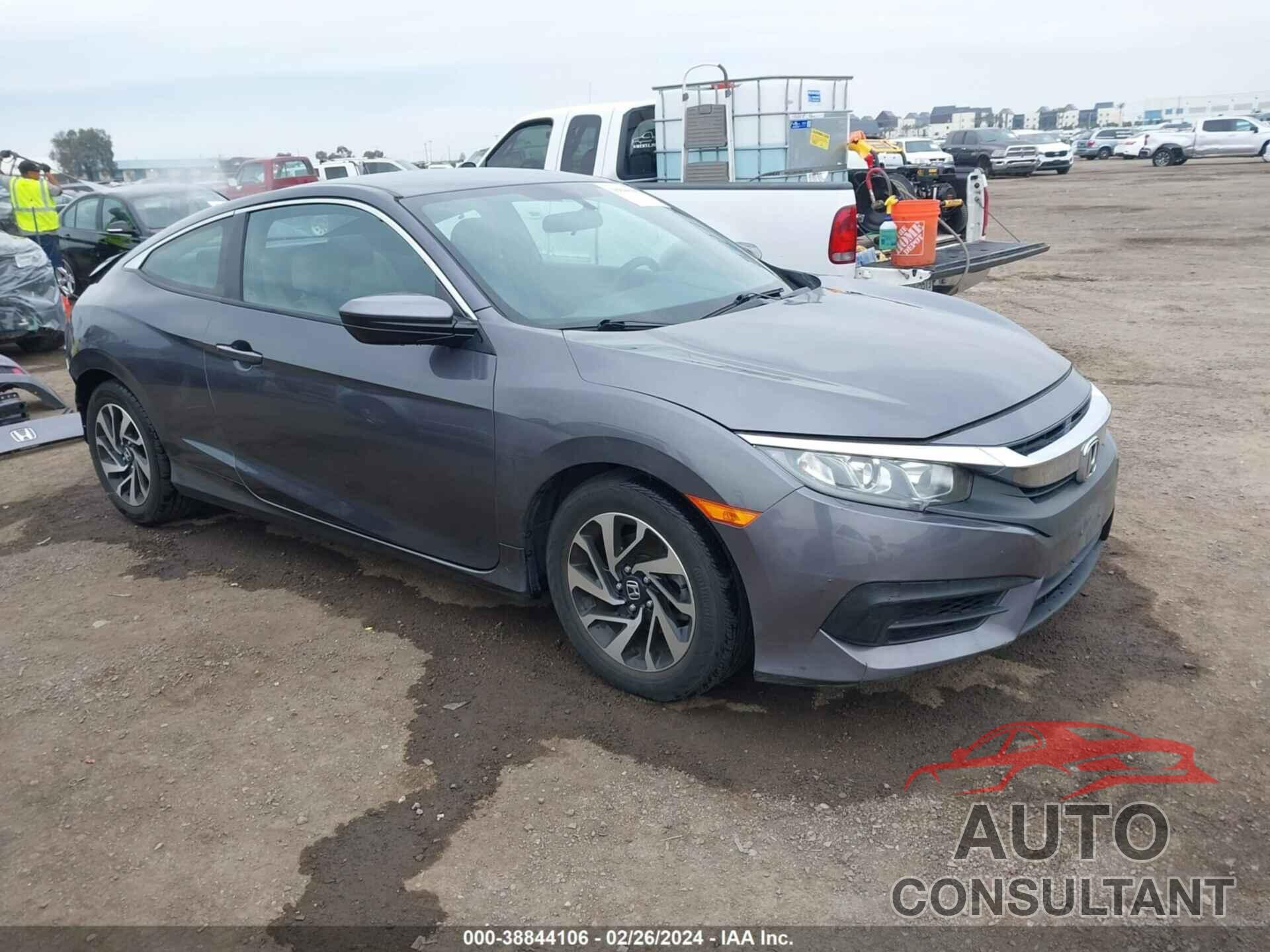 HONDA CIVIC 2018 - 2HGFC4B5XJH308616