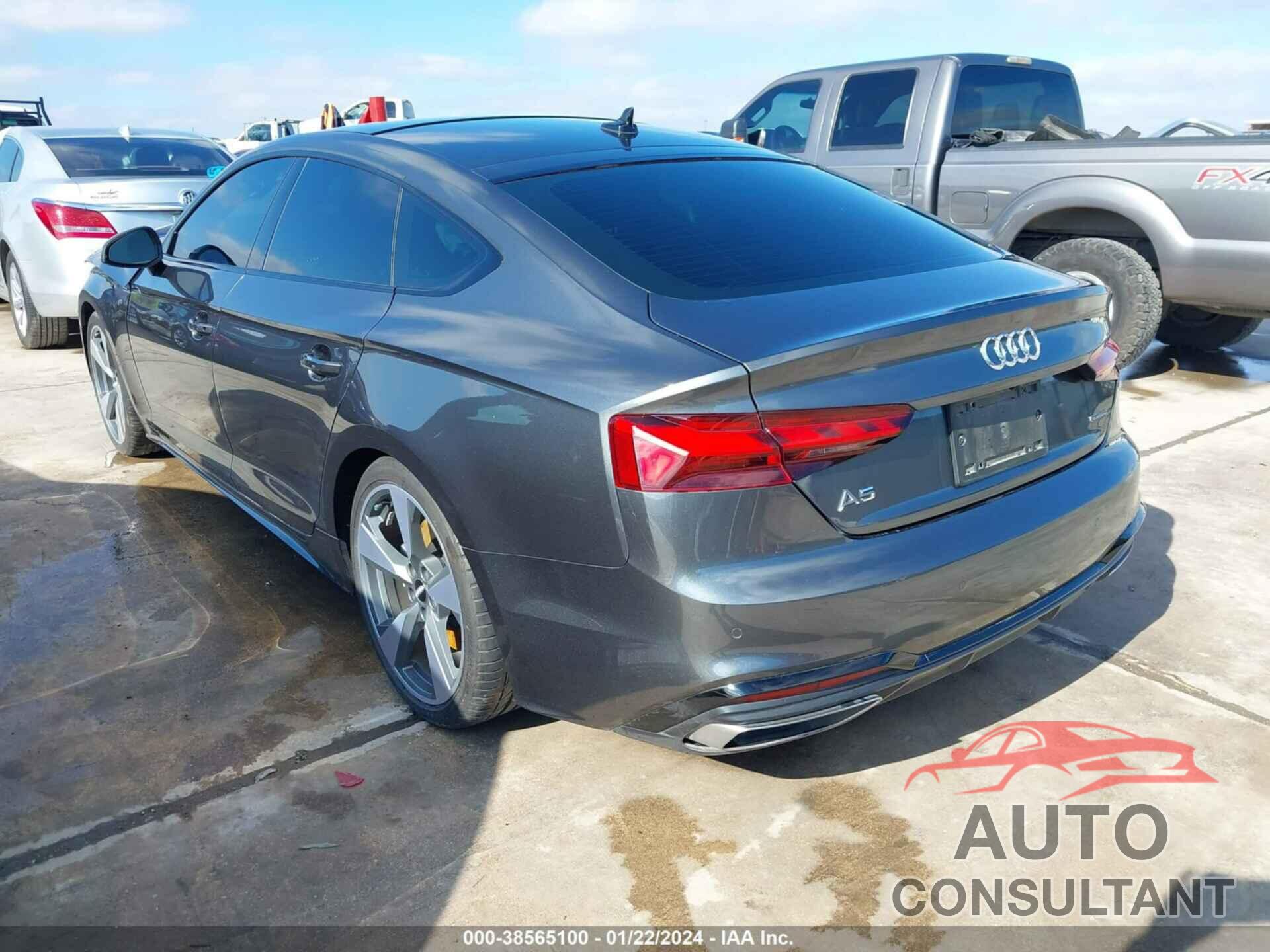 AUDI A5 2021 - WAUFACF52MA007637