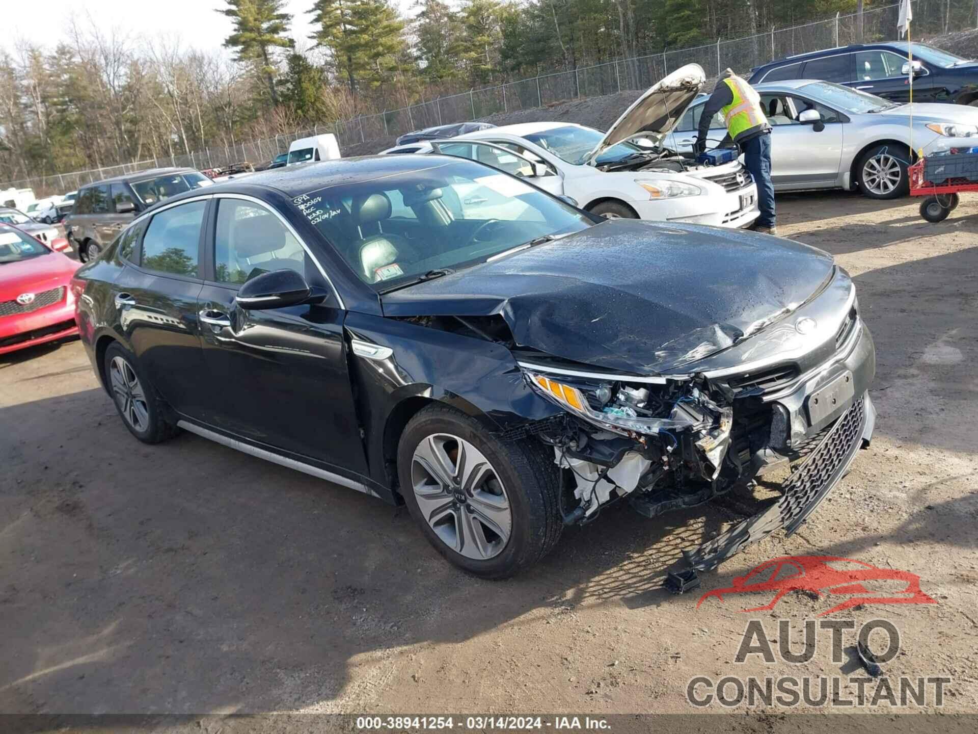 KIA OPTIMA 2017 - KNAGU4LE3H5013242