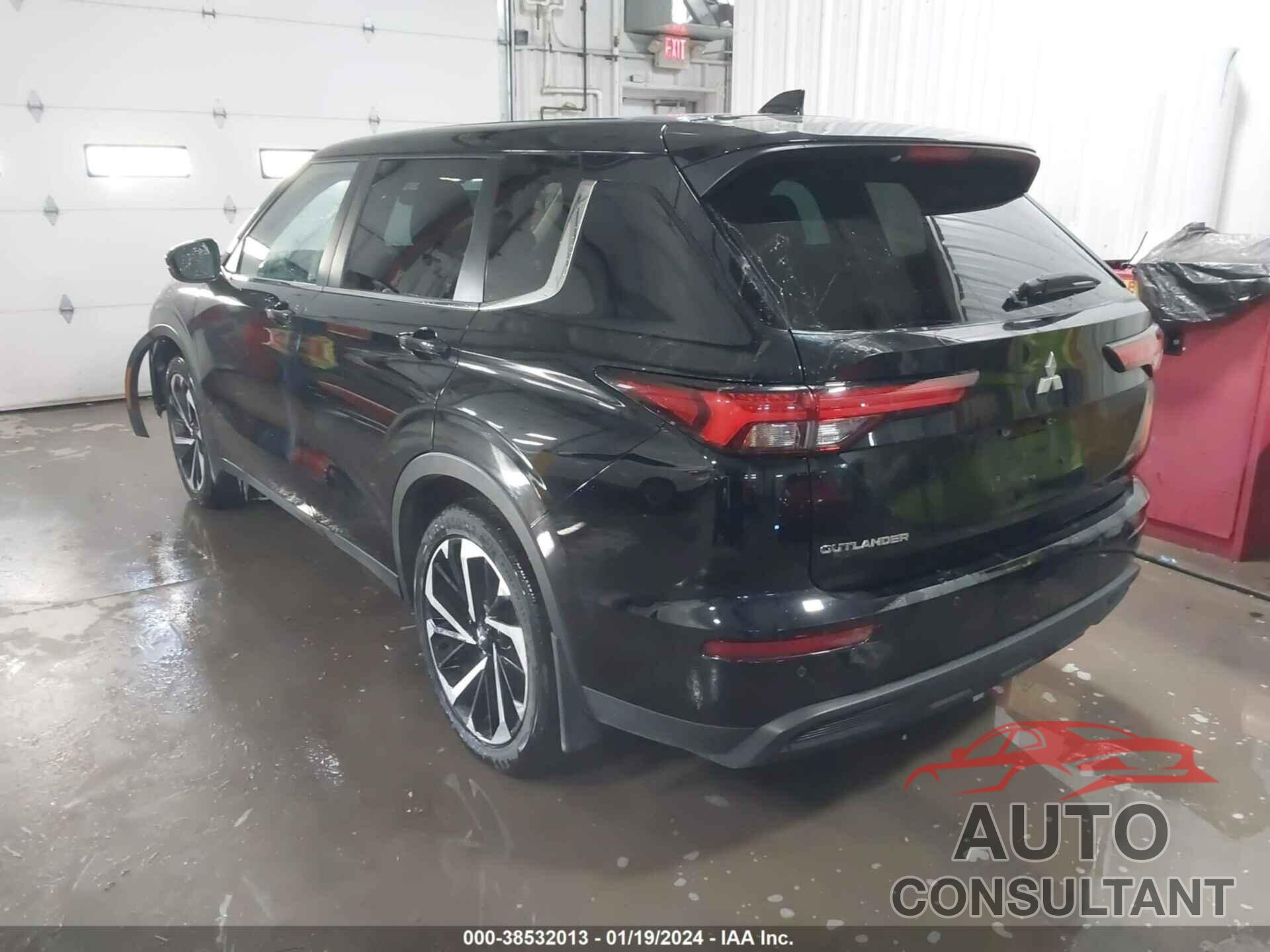 MITSUBISHI OUTLANDER 2022 - JA4J4TA82NZ074077