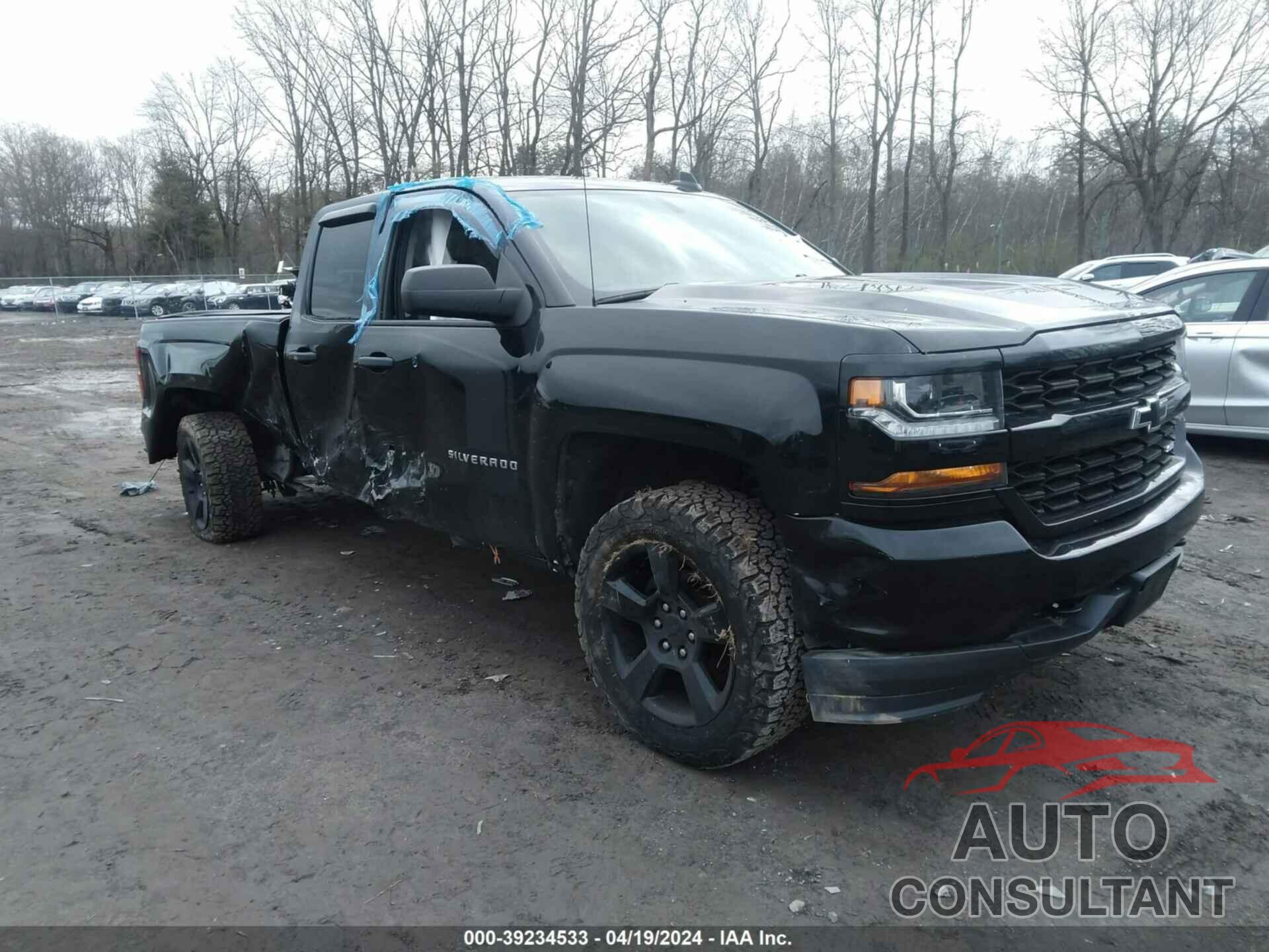 CHEVROLET SILVERADO 1500 2018 - 1GCVKPEC8JZ235416