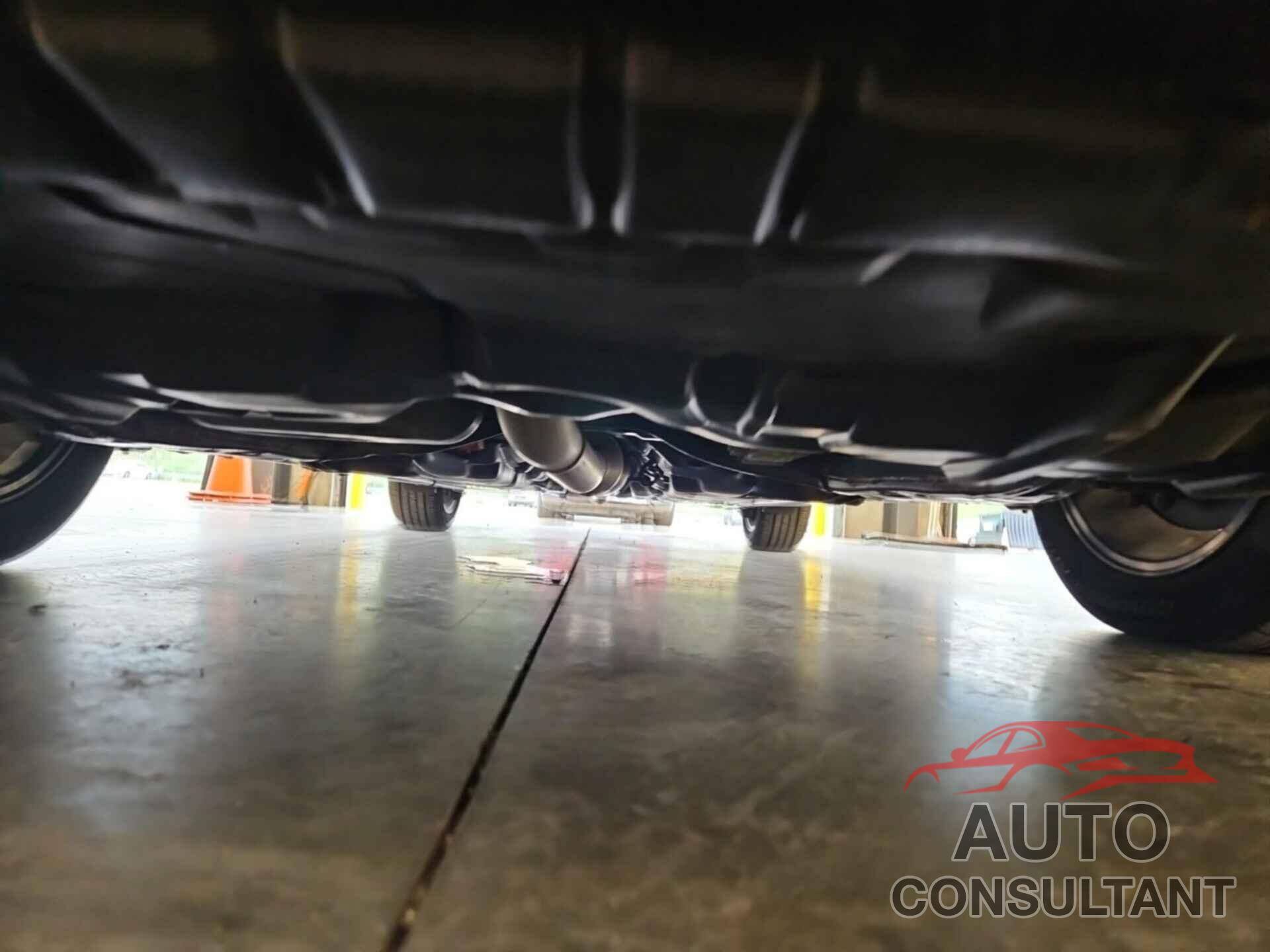 TOYOTA AVALON HYBRID 2018 - 4T1BD1EB9JU061219