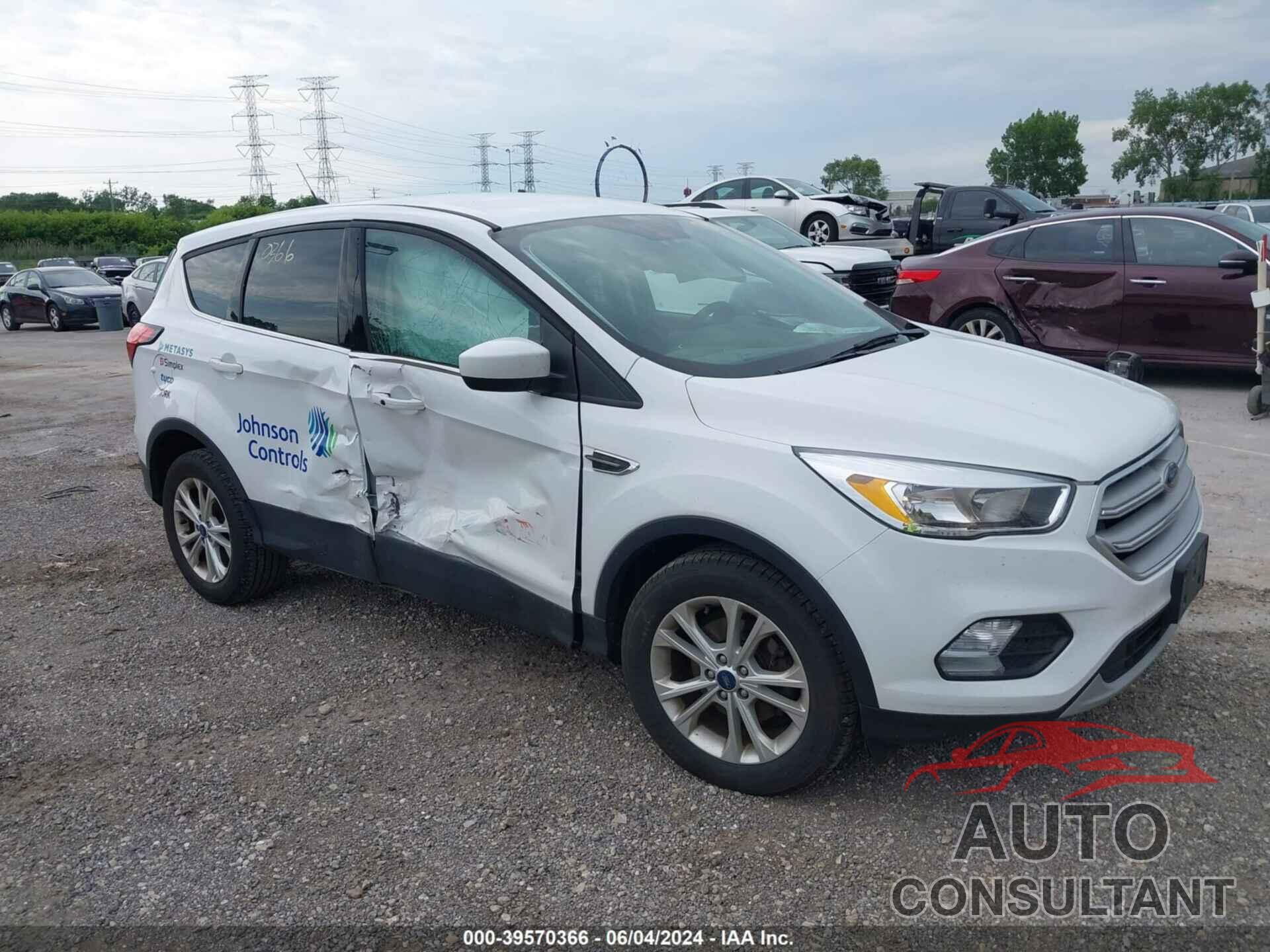 FORD ESCAPE 2019 - 1FMCU0GD3KUB32655