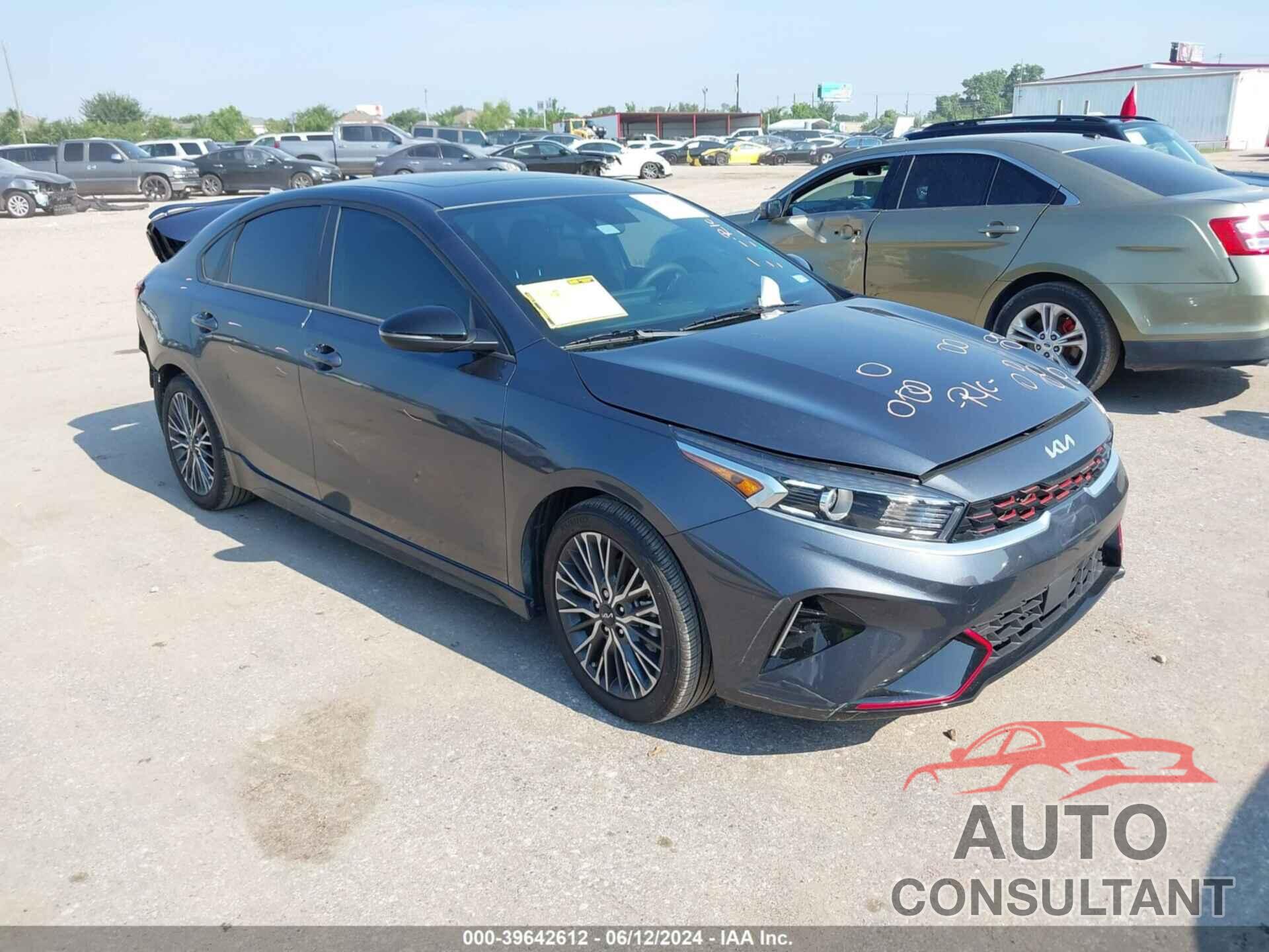 KIA FORTE 2023 - 3KPF54AD8PE663340