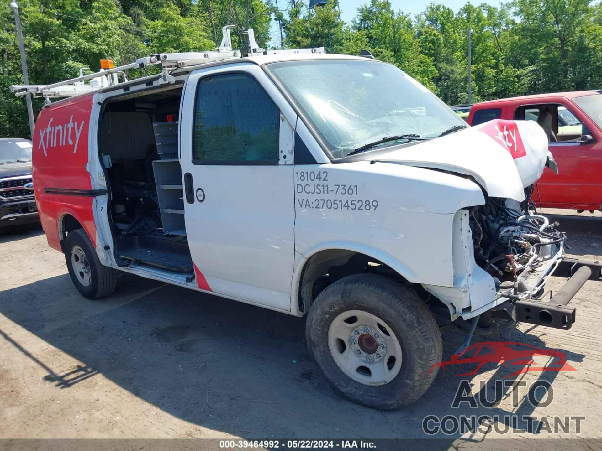 CHEVROLET EXPRESS 2500 2018 - 1GCWGAFP9J1333759