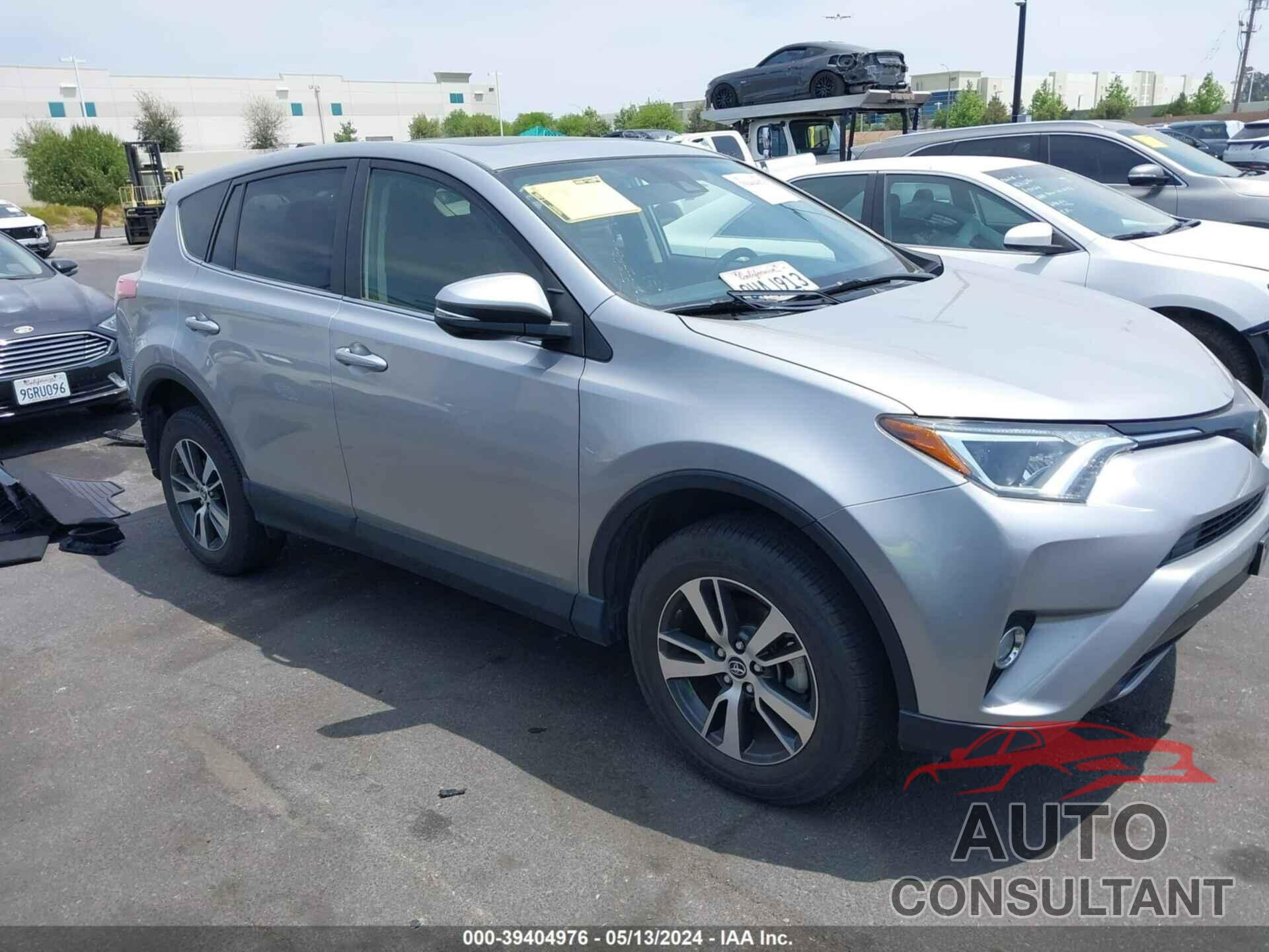 TOYOTA RAV4 2018 - JTMWFREV2JJ211116