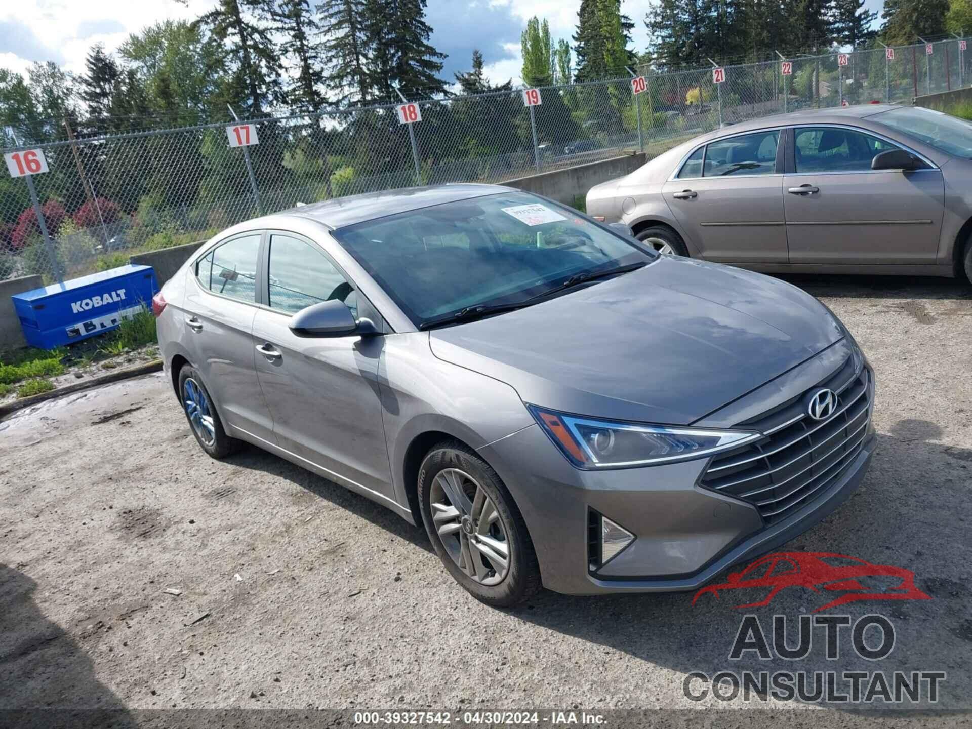 HYUNDAI ELANTRA 2020 - KMHD84LF8LU903362