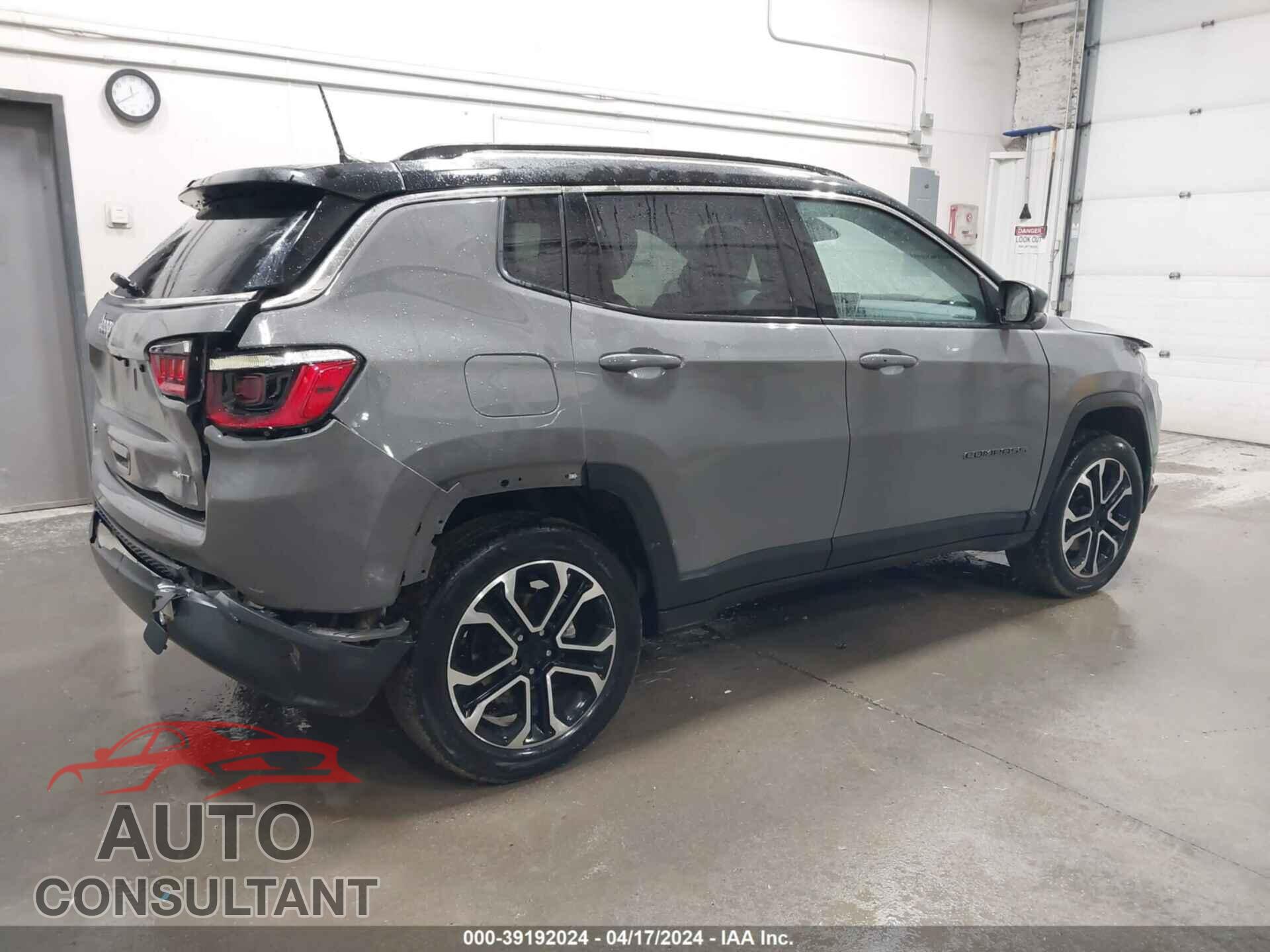 JEEP COMPASS 2022 - 3C4NJDCB9NT158676