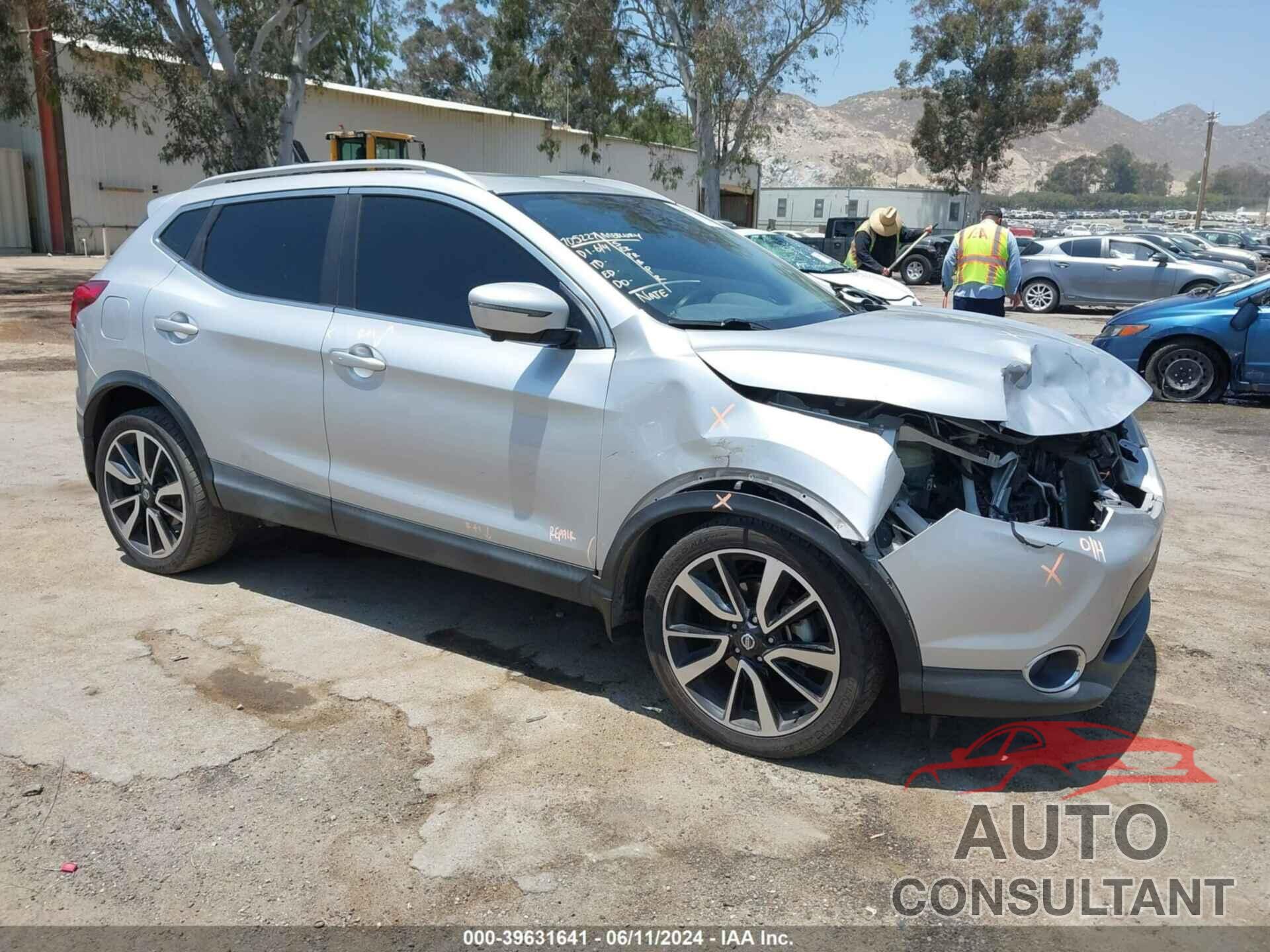 NISSAN ROGUE SPORT 2019 - JN1BJ1CP8KW232160