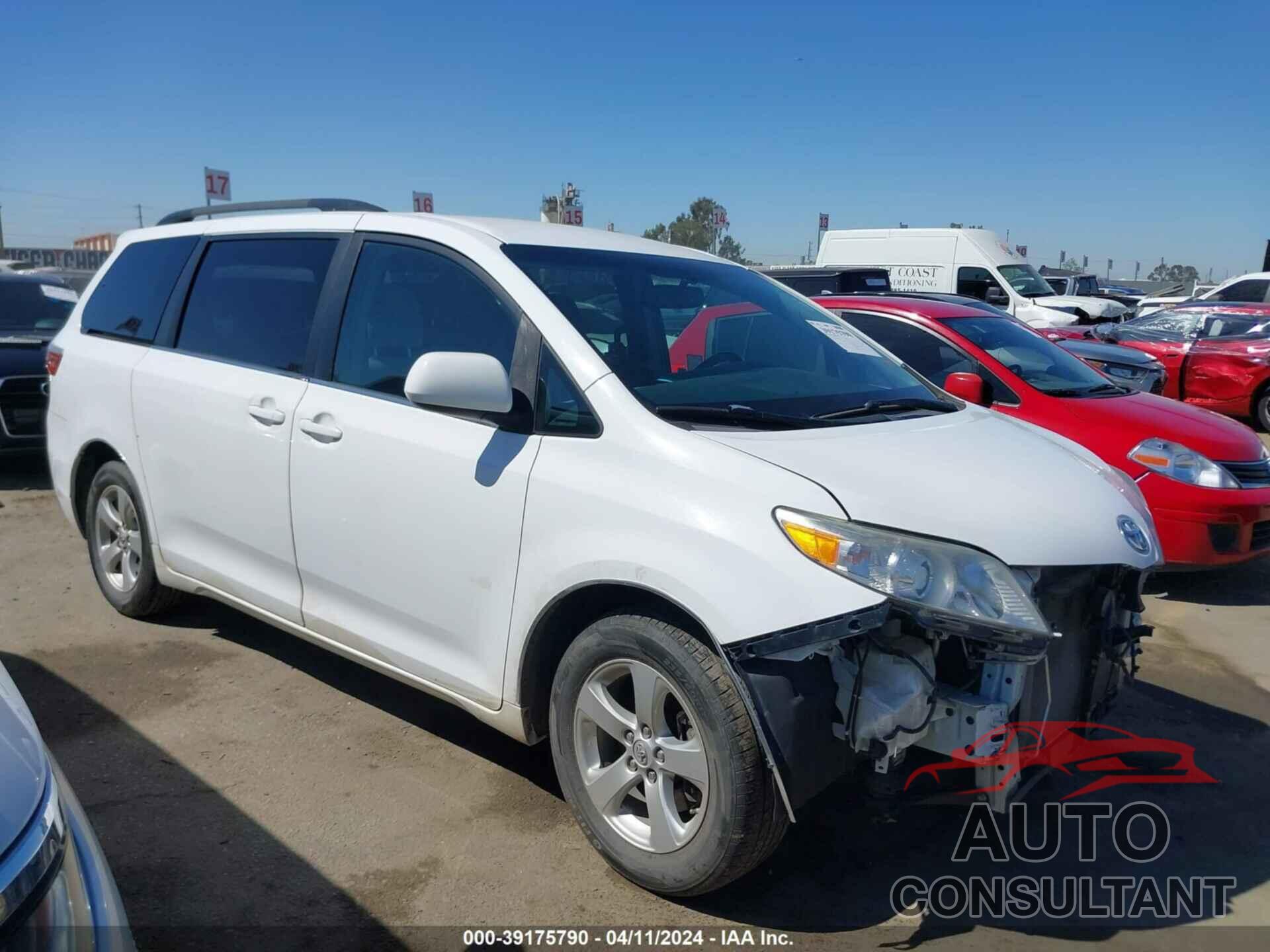 TOYOTA SIENNA 2016 - 5TDKK3DC8GS731078