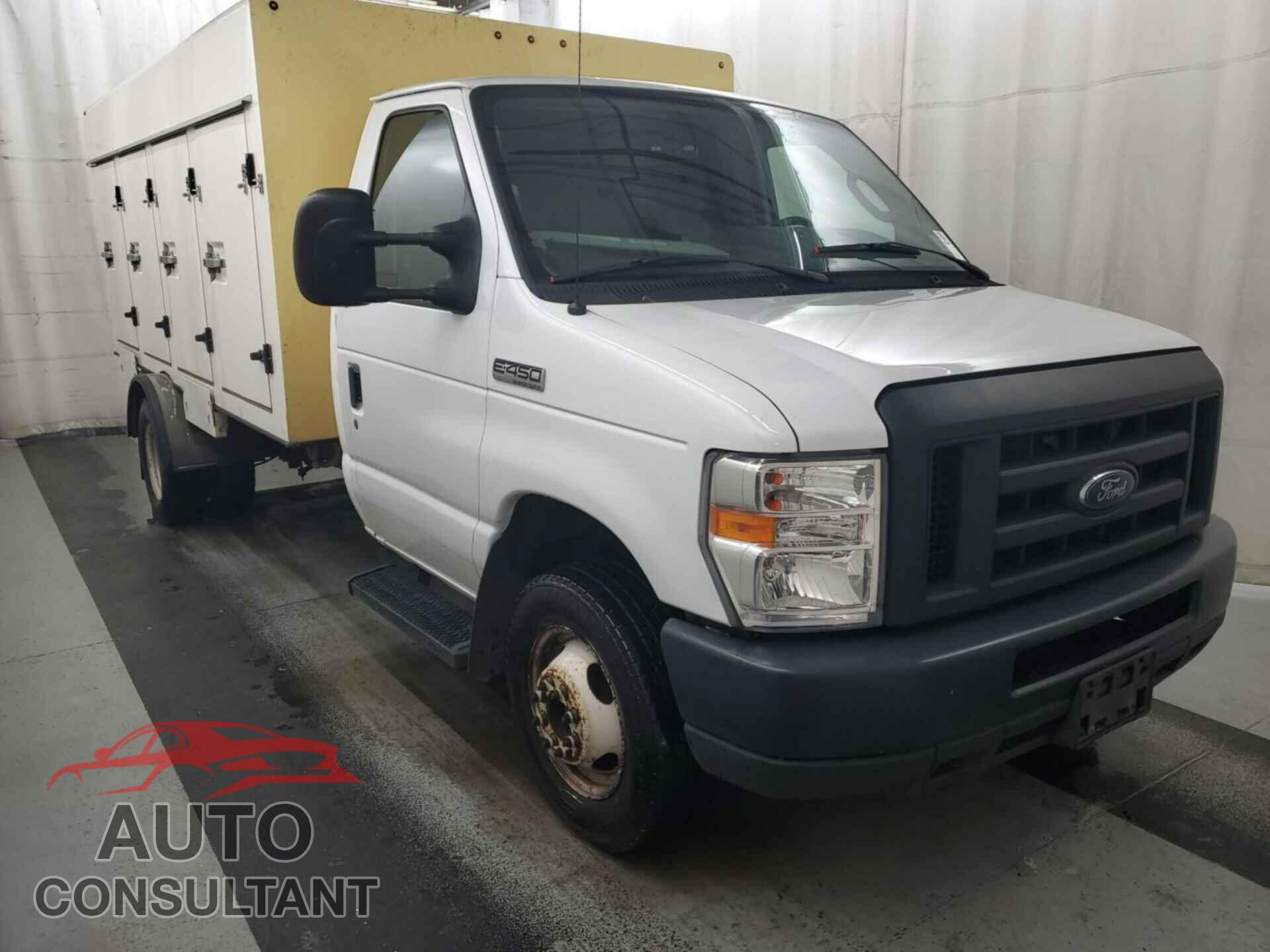 FORD E-450 CUTAWAY 2017 - 1FDXE4FS8HDC72196