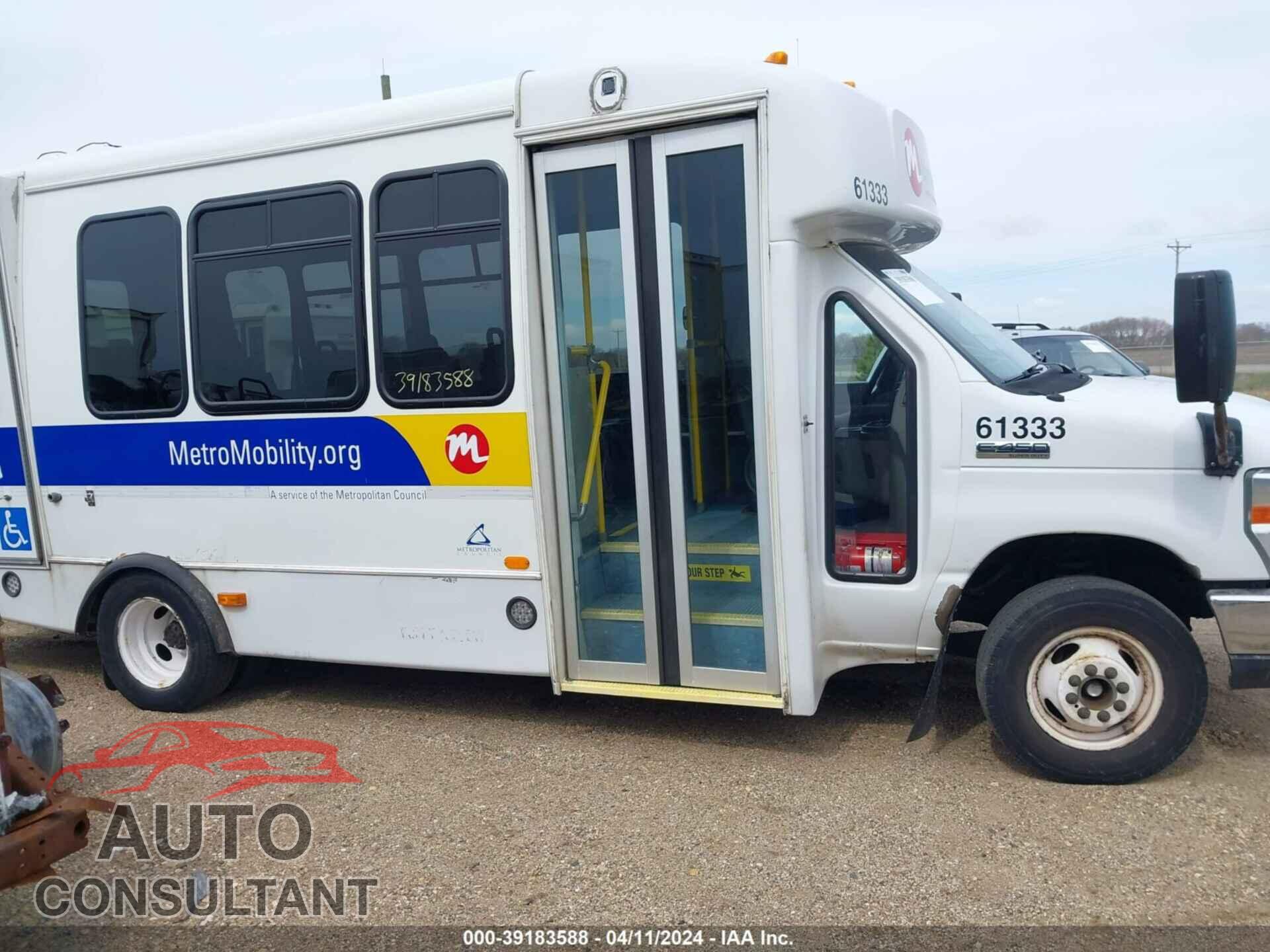 FORD E-450 CUTAWAY 2017 - 1FDFE4FS7HDC36463