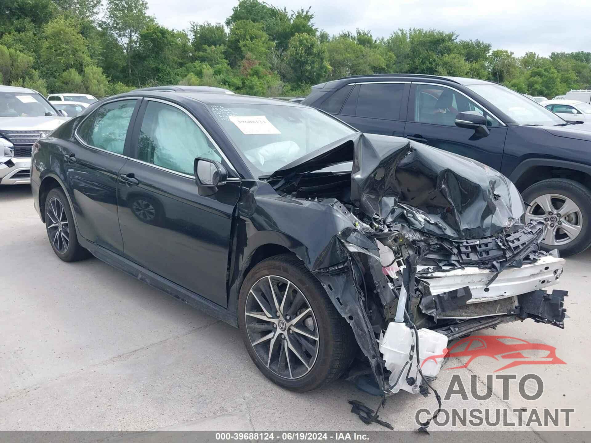 TOYOTA CAMRY 2023 - 4T1G11AK9PU153086