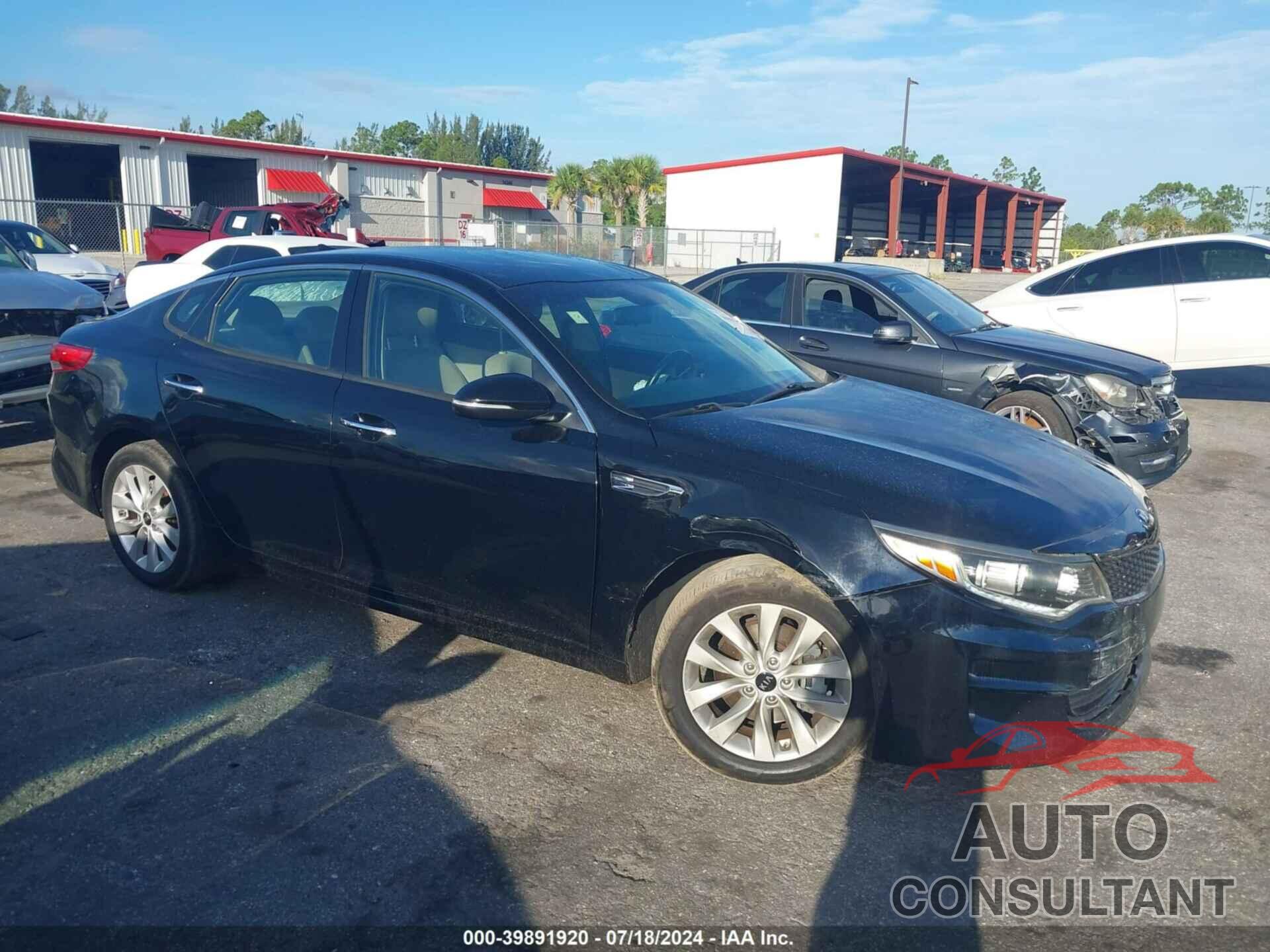 KIA OPTIMA 2018 - 5XXGU4L31JG230937