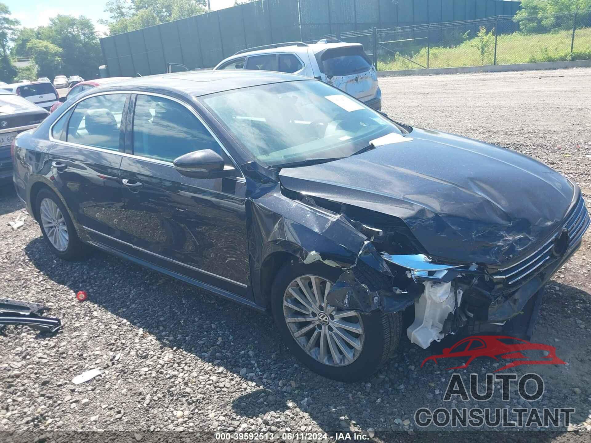 VOLKSWAGEN PASSAT 2017 - 1VWBT7A33HC050139