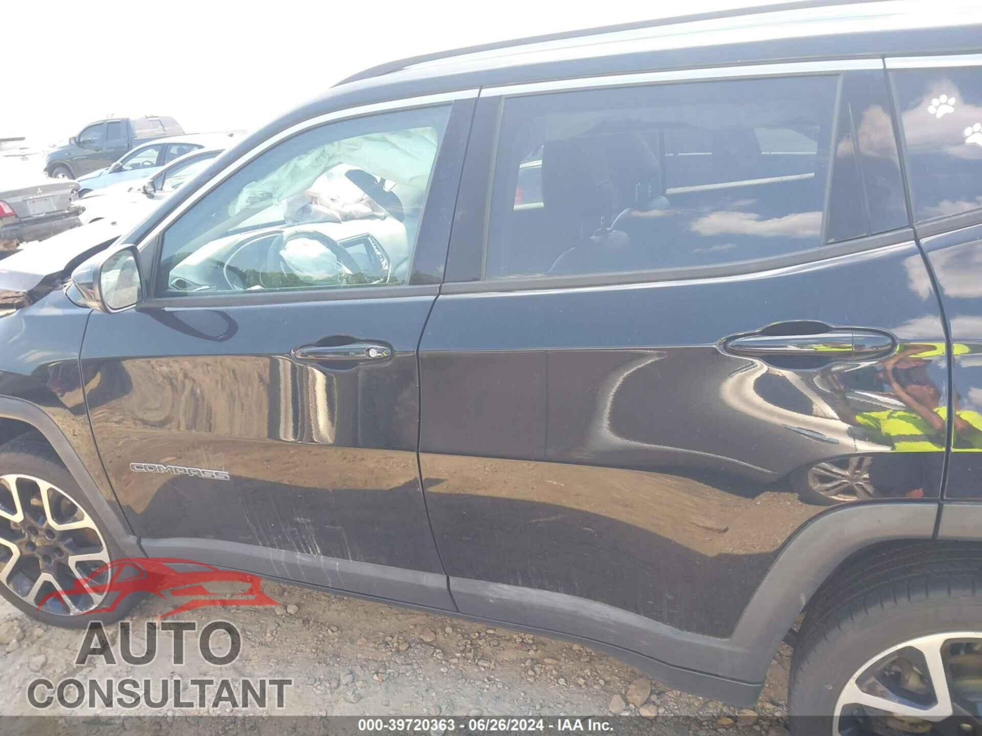 JEEP COMPASS 2018 - 3C4NJDCB8JT136064
