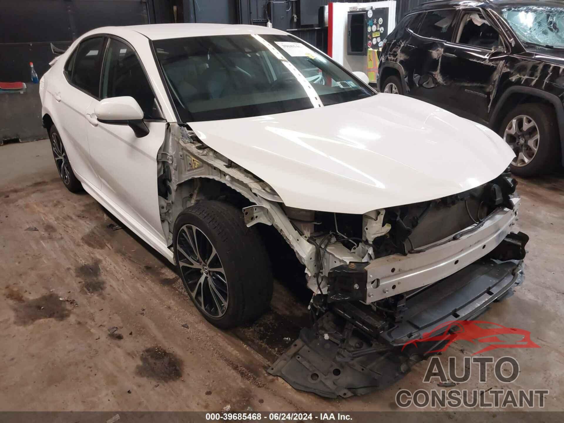 TOYOTA CAMRY 2019 - 4T1B11HK0KU715711
