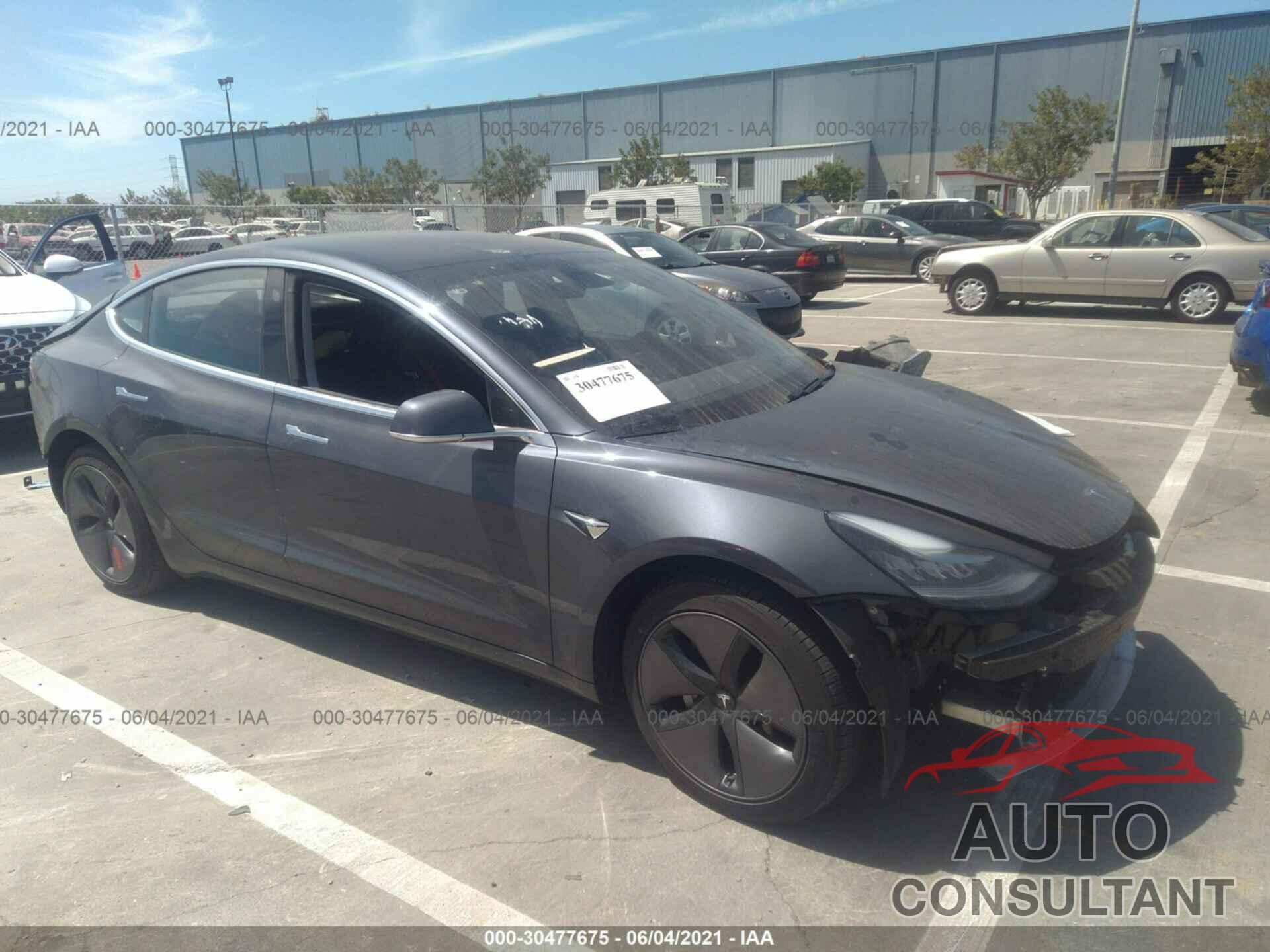 TESLA MODEL 3 2018 - 5YJ3E1EA1JF038250