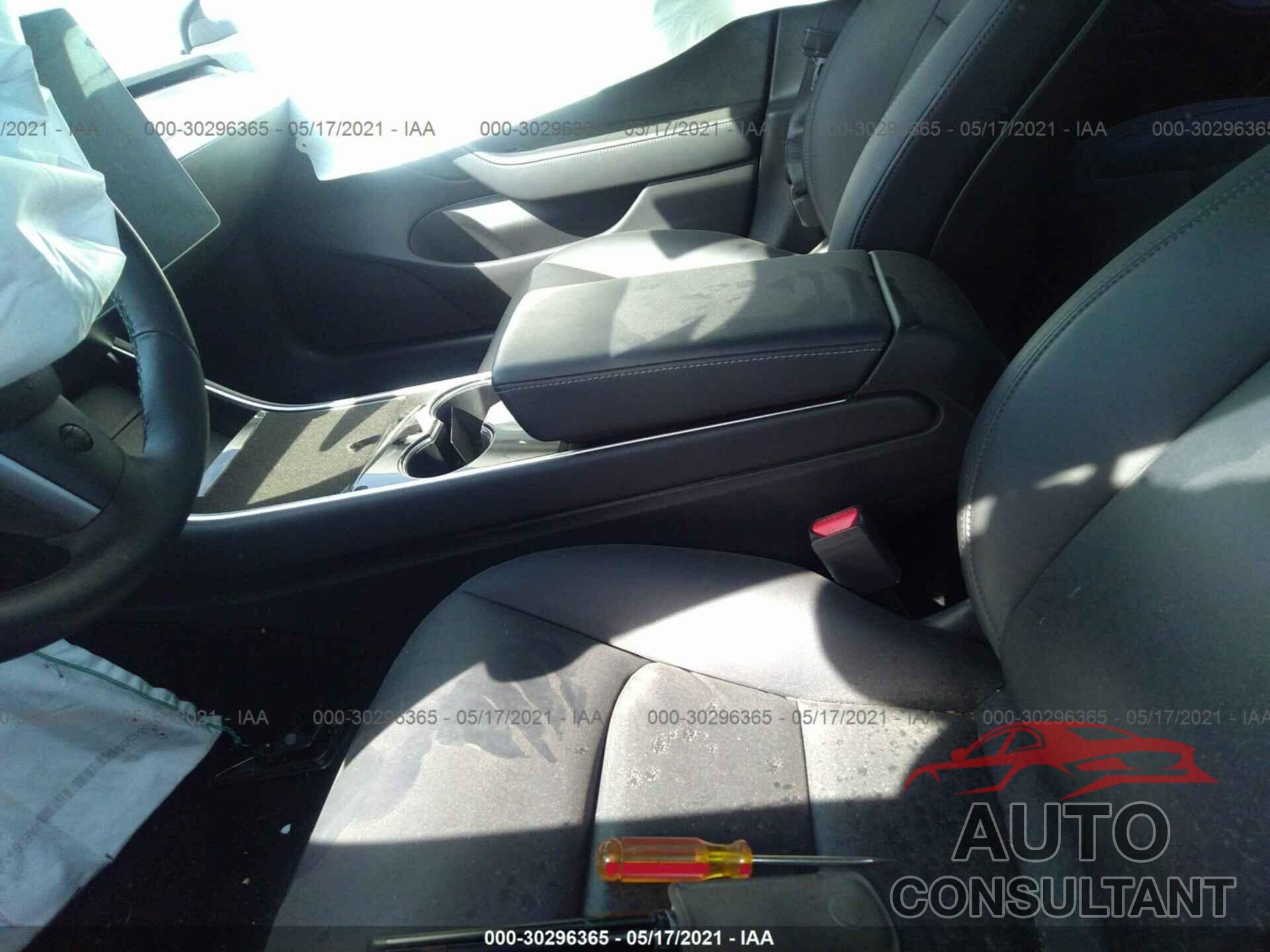 TESLA MODEL 3 2020 - 5YJ3E1EC5LF602891