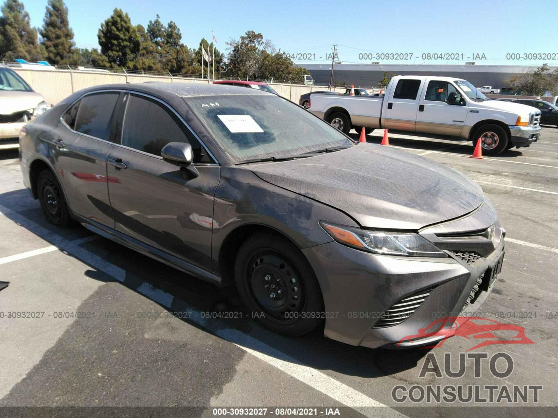 TOYOTA CAMRY 2020 - 4T1G11AK4LU973103