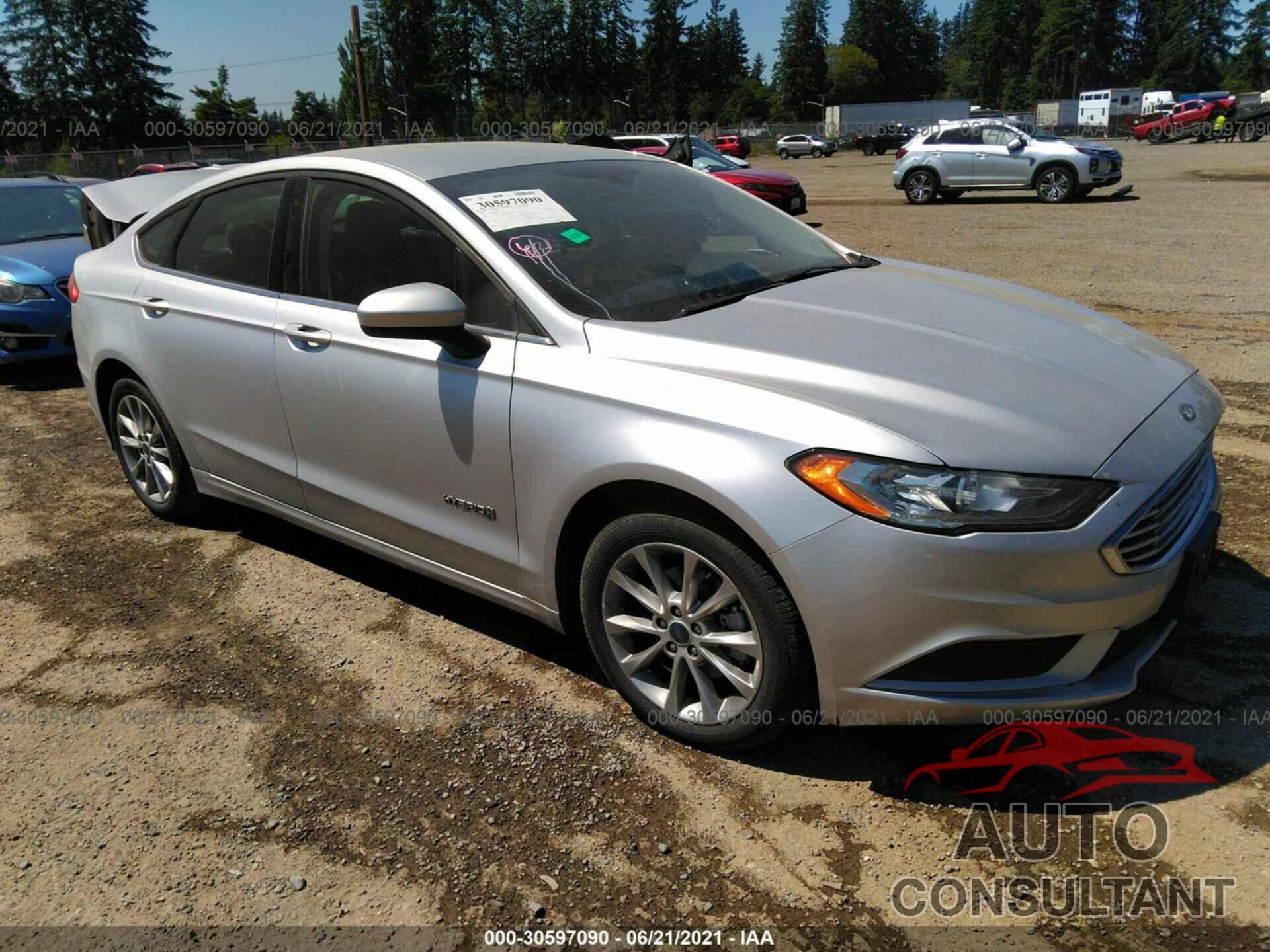FORD FUSION 2017 - 3FA6P0LU8HR384776