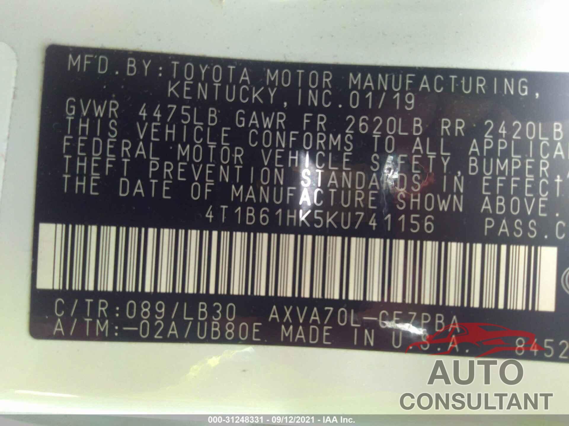 TOYOTA CAMRY 2019 - 4T1B61HK5KU741156