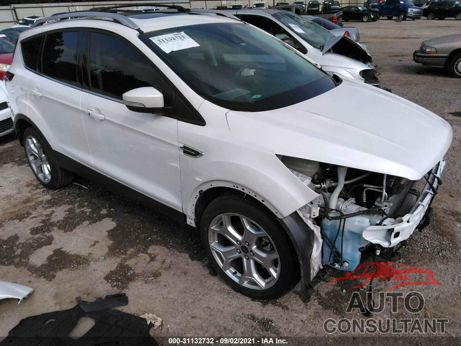 FORD ESCAPE 2018 - 1FMCU9J90JUB54720