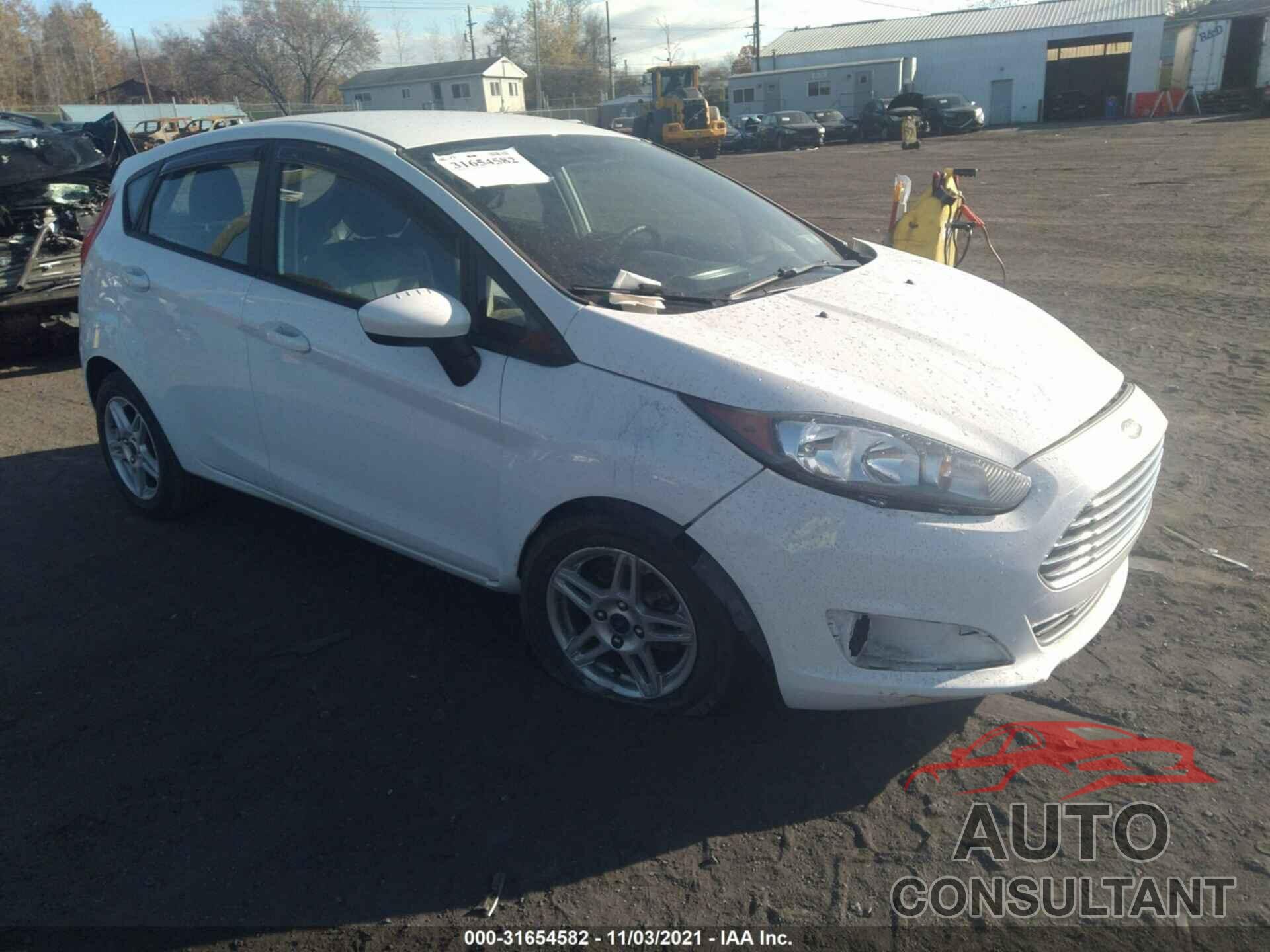 FORD FIESTA 2018 - 3FADP4EJ9JM110667