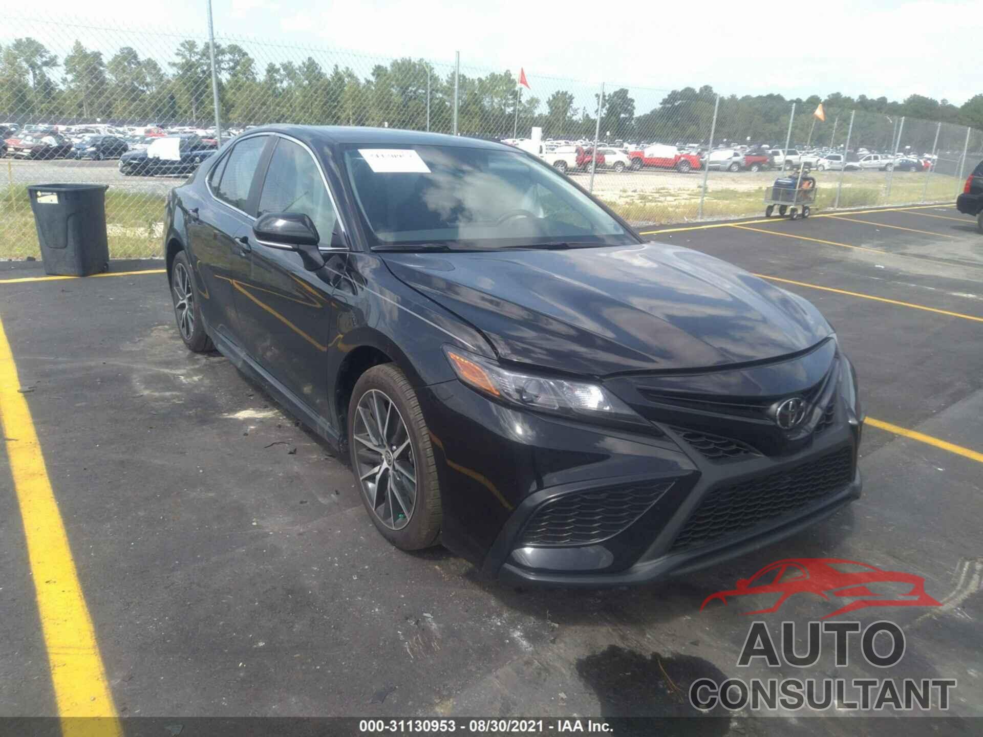 TOYOTA CAMRY 2021 - 4T1T11AK7MU577621