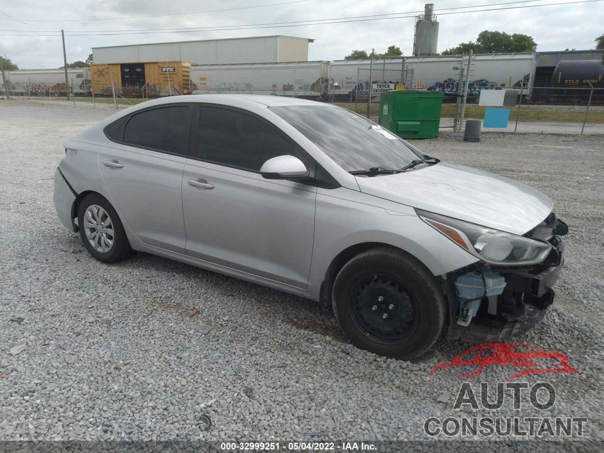 HYUNDAI ACCENT 2018 - 3KPC24A39JE032882