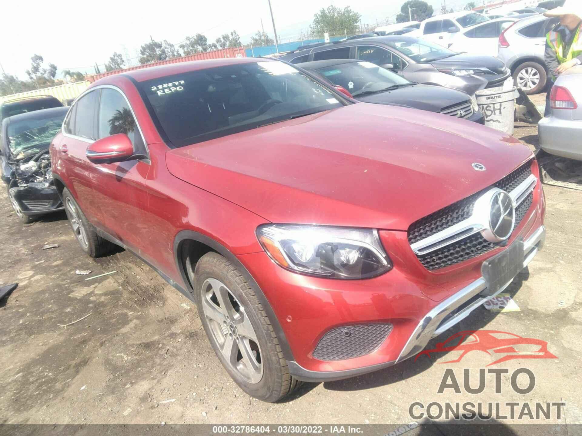 MERCEDES-BENZ GLC 2018 - WDC0J4KB4JF334785