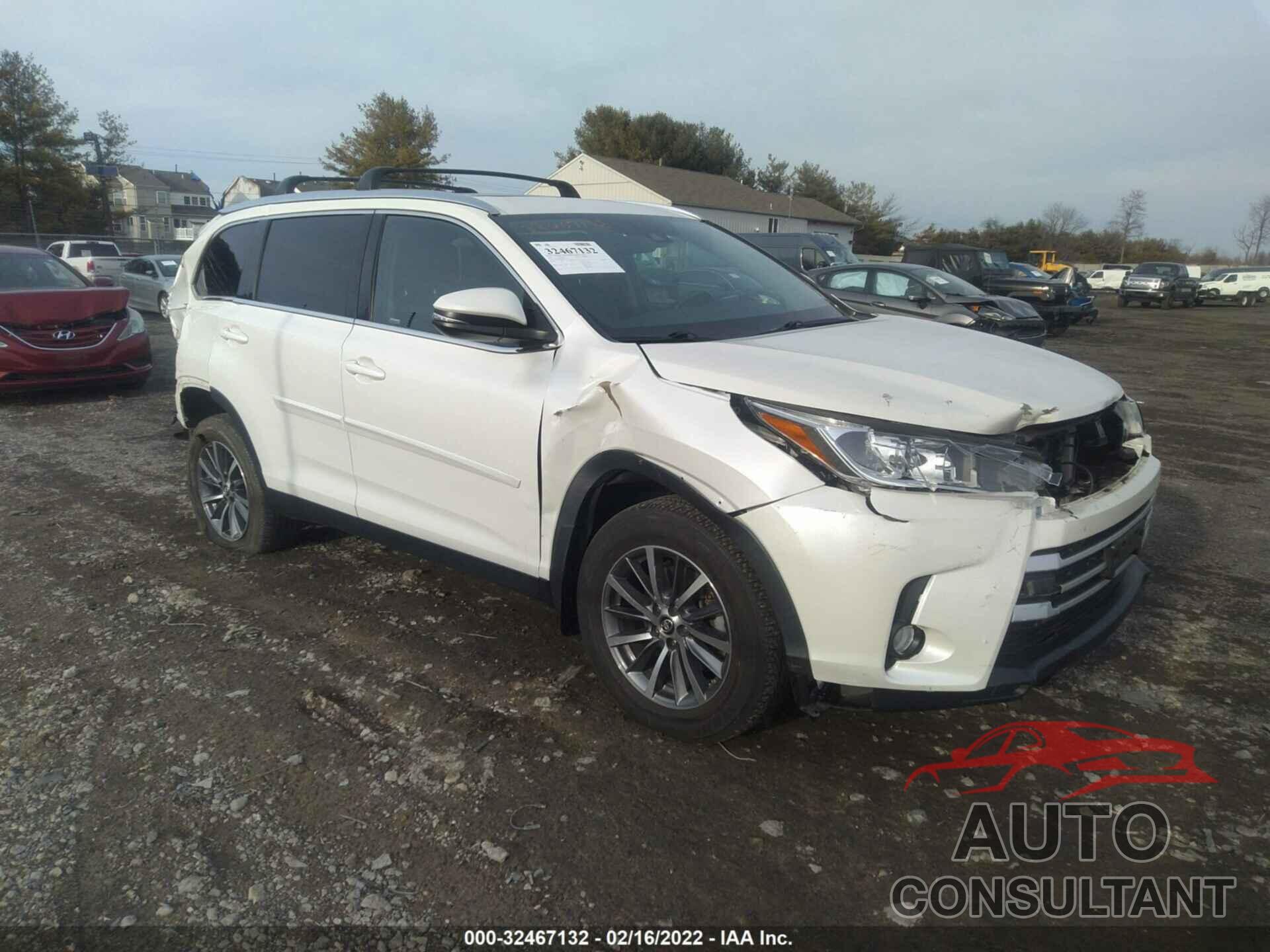 TOYOTA HIGHLANDER 2019 - 5TDJZRFH7KS593139